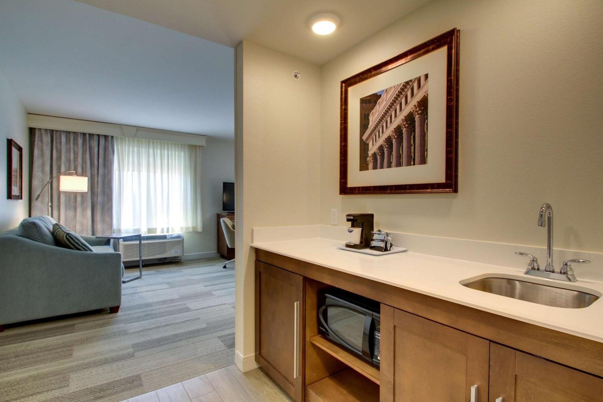 Hampton Inn & Suites Milwaukee West photo 13