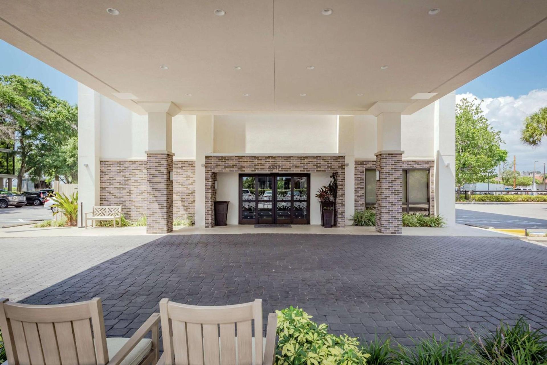 Hampton Inn Tampa International Airport/Westshore photo 5