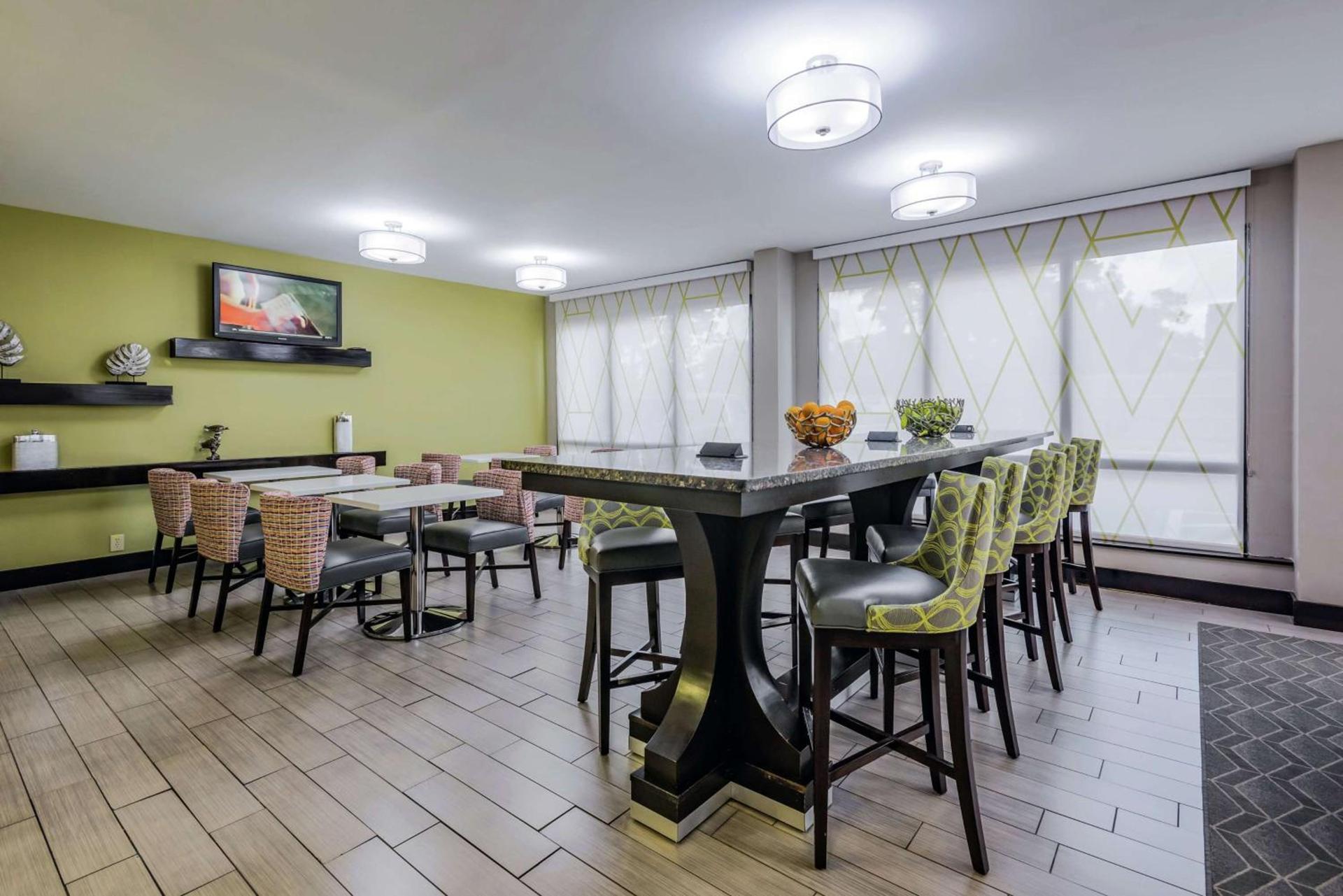 Hampton Inn Tampa International Airport/Westshore photo 24