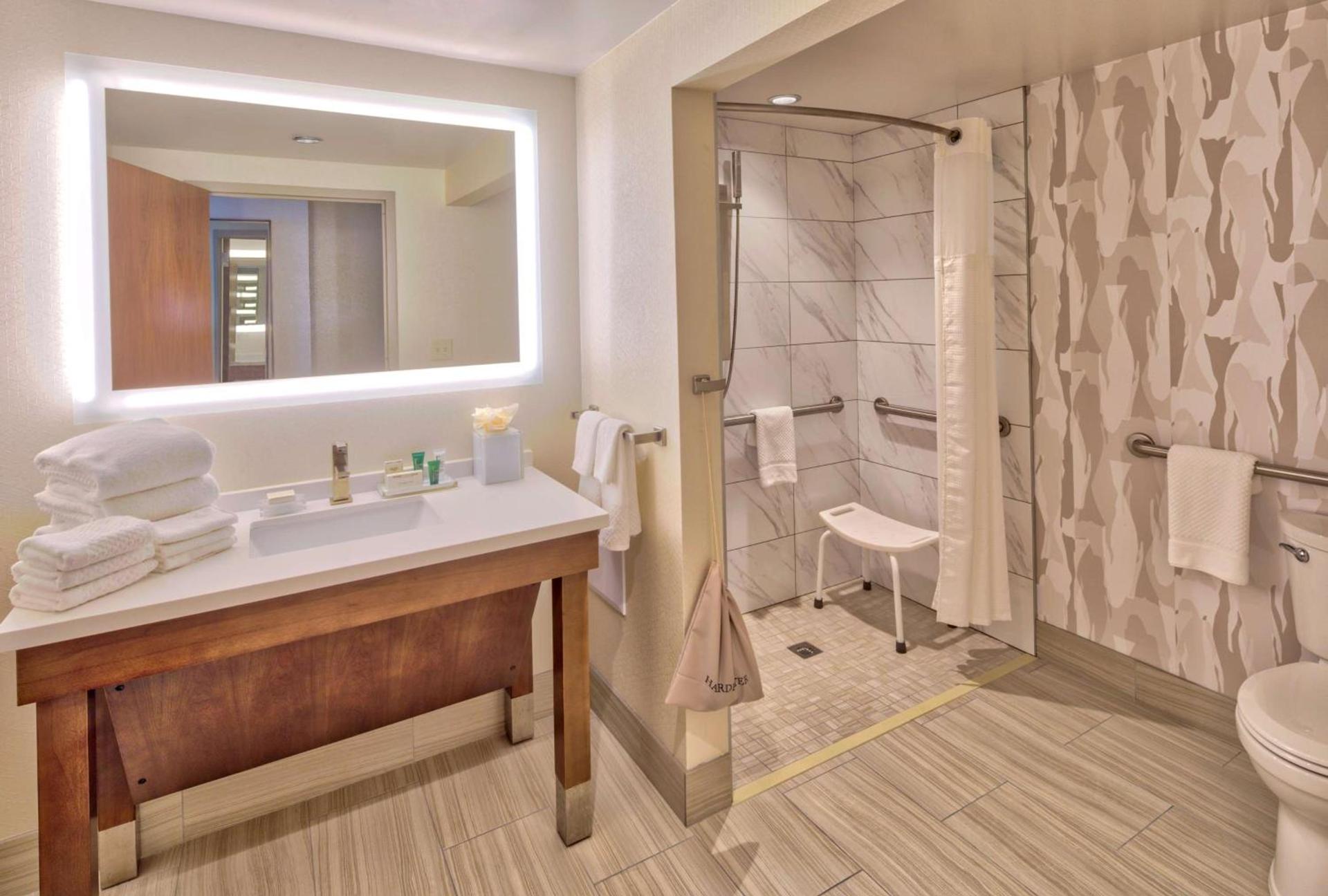 Hilton Norfolk The Main photo 55