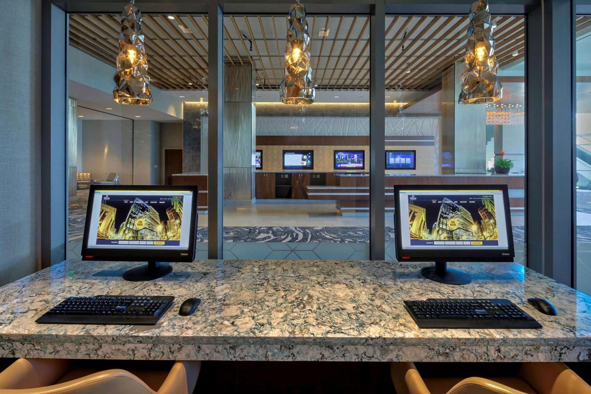 Hilton Norfolk The Main photo 83