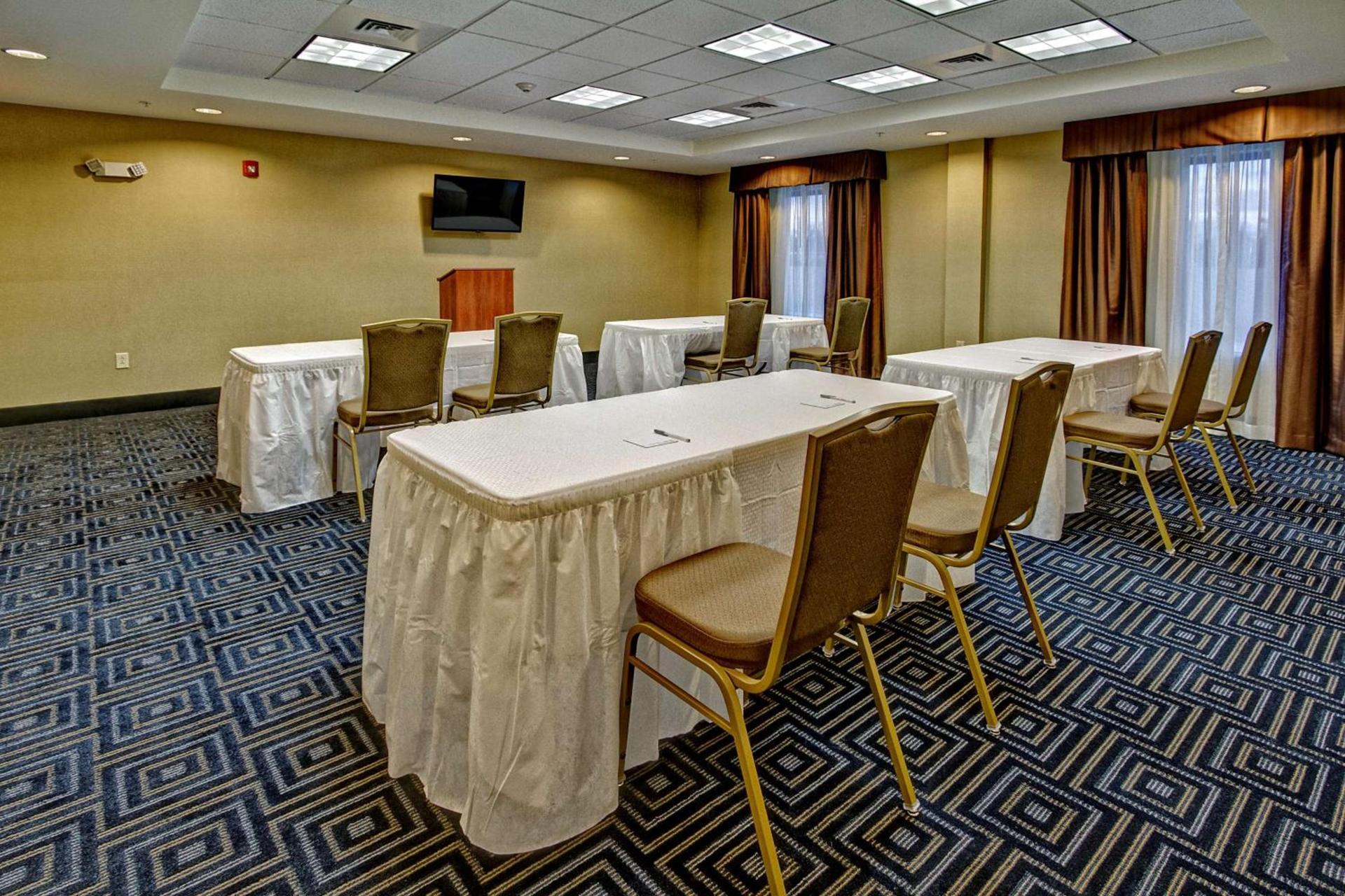 Hampton Inn Clarksdale, Ms photo 20