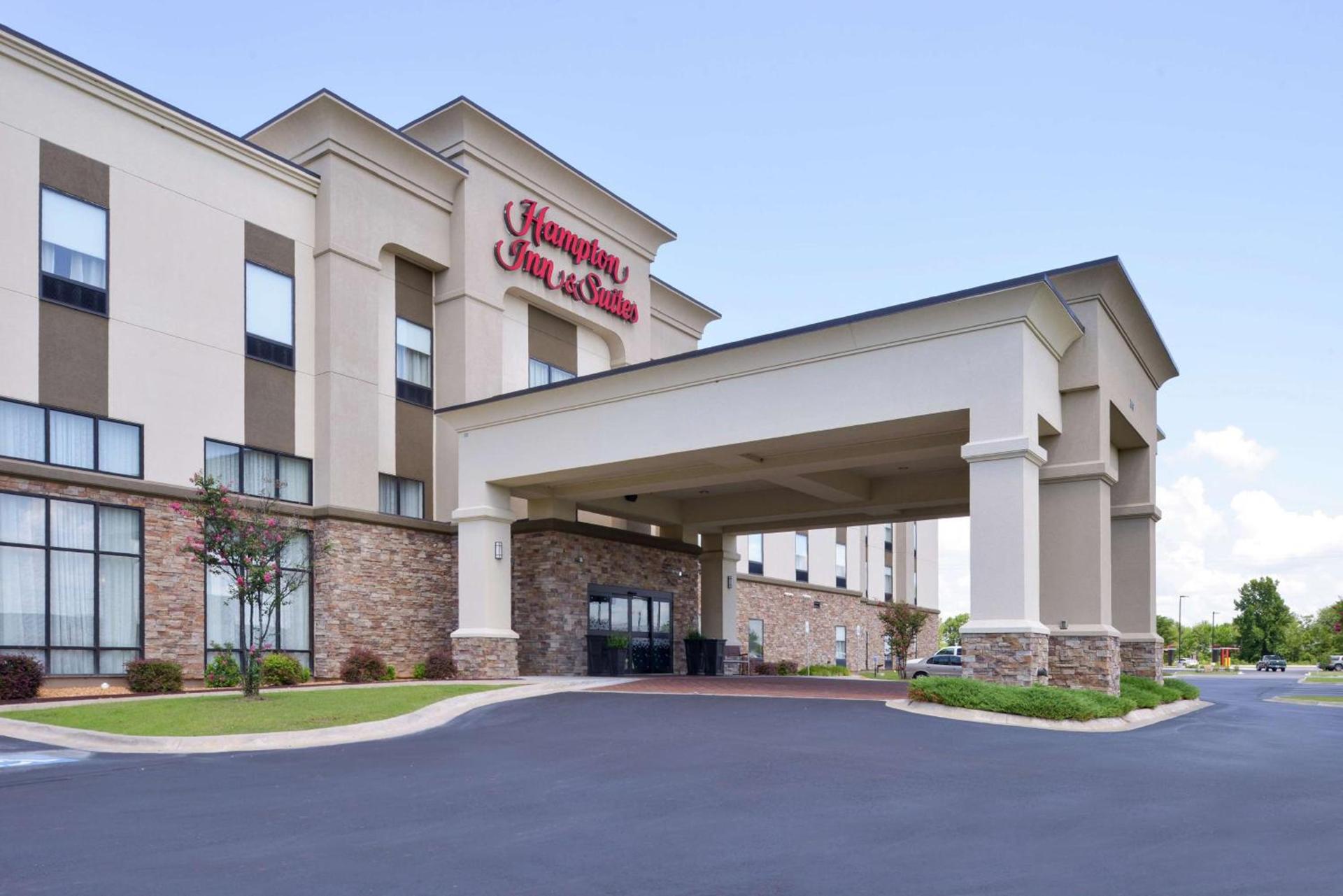 Hampton Inn & Suites by Hilton Lonoke photo 2