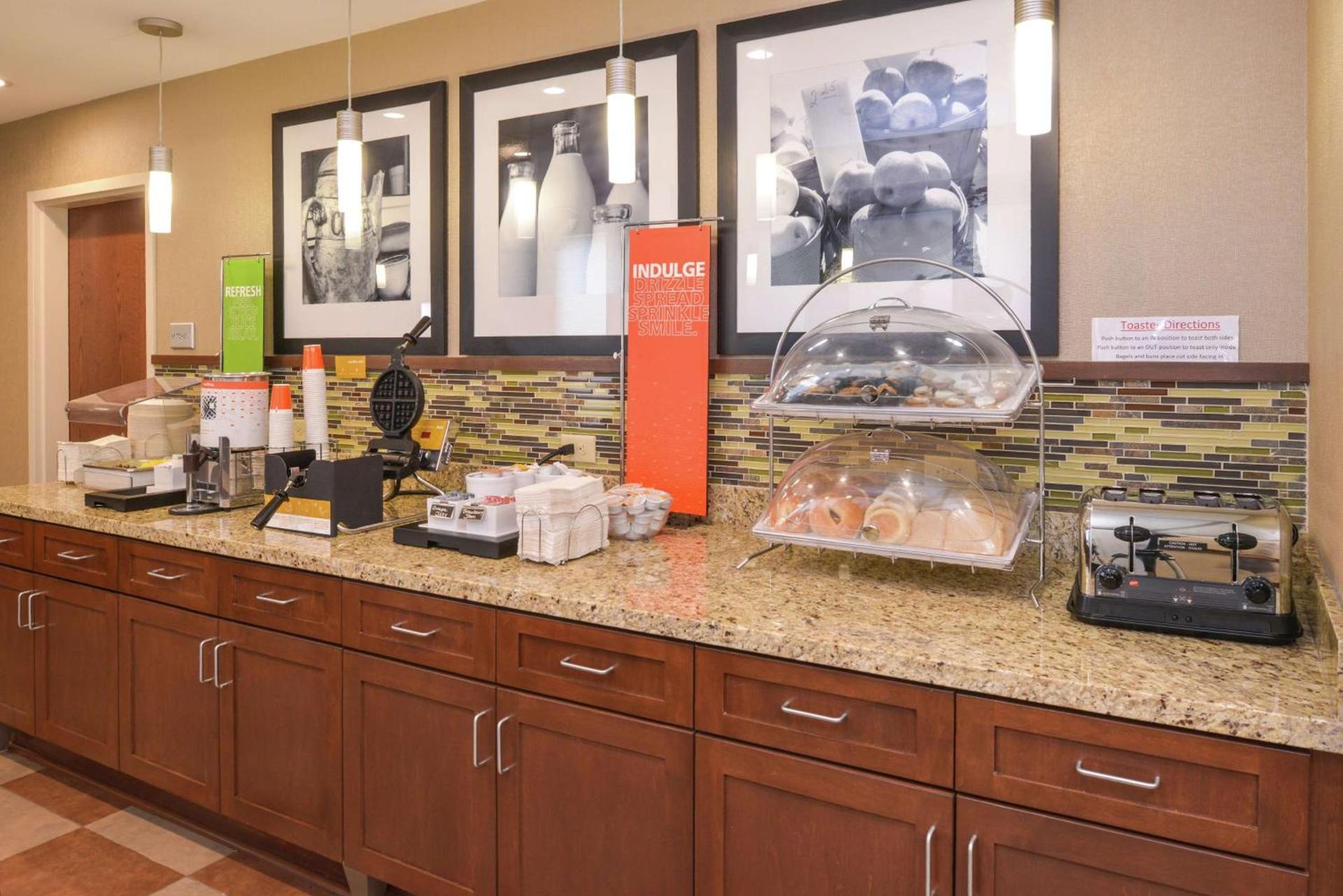 Hampton Inn & Suites by Hilton Lonoke photo 9