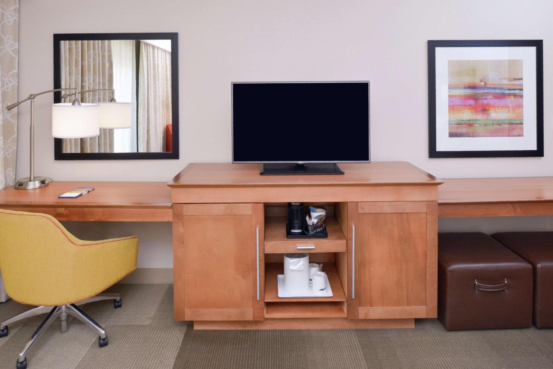 Hampton Inn & Suites by Hilton Lonoke photo 23