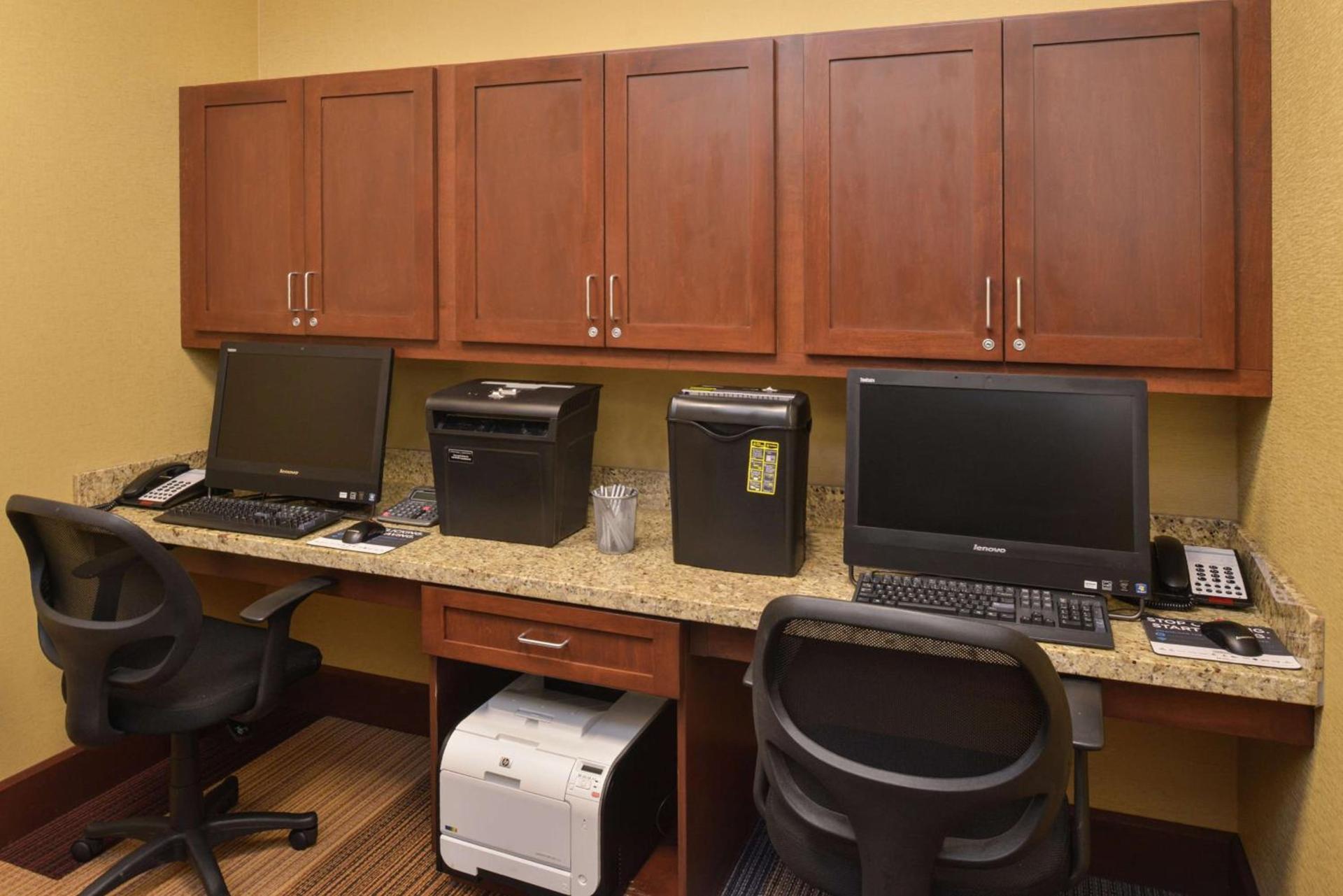 Hampton Inn & Suites by Hilton Lonoke photo 46