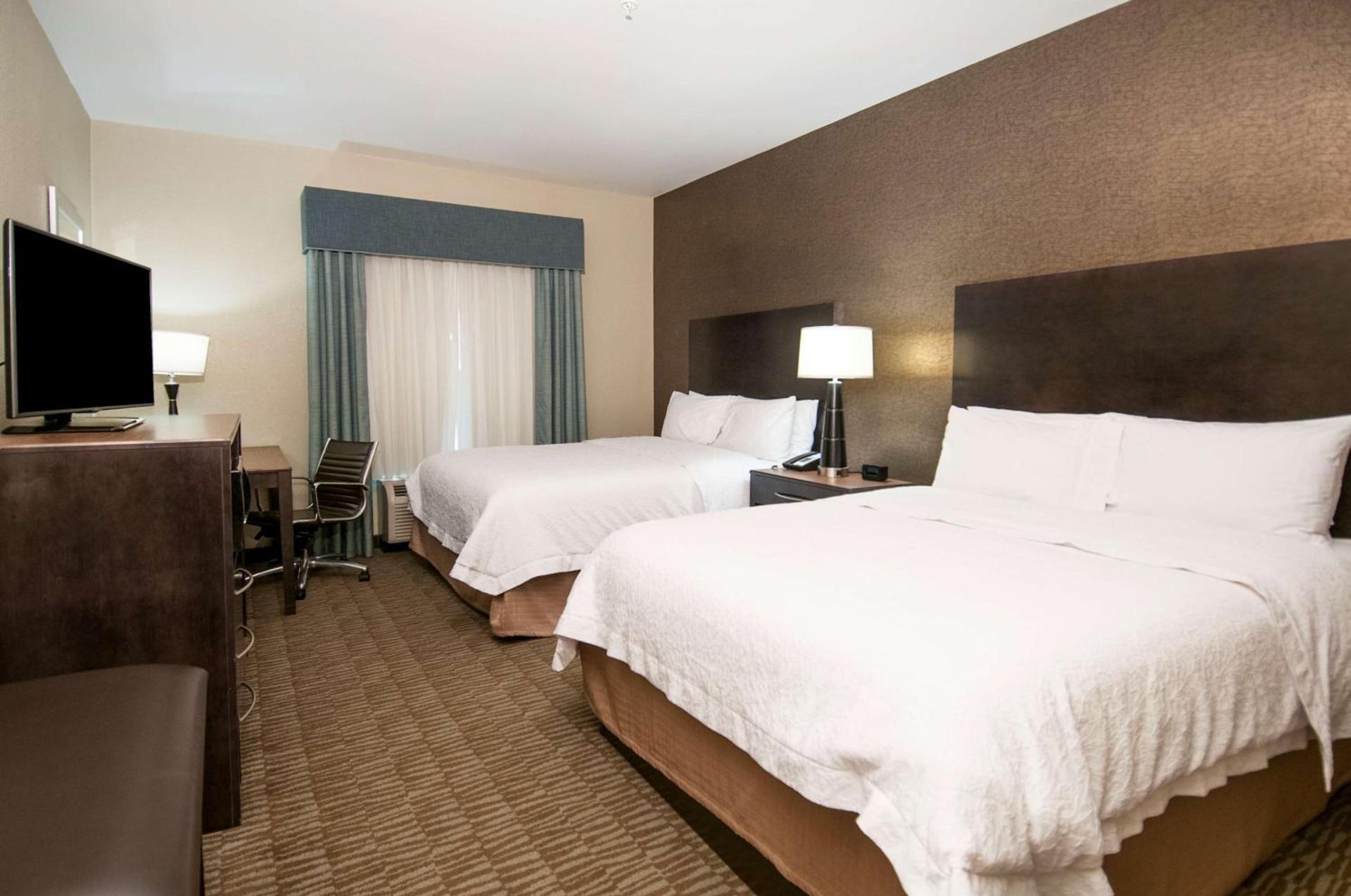 Hampton Inn Hernando, MS photo 42