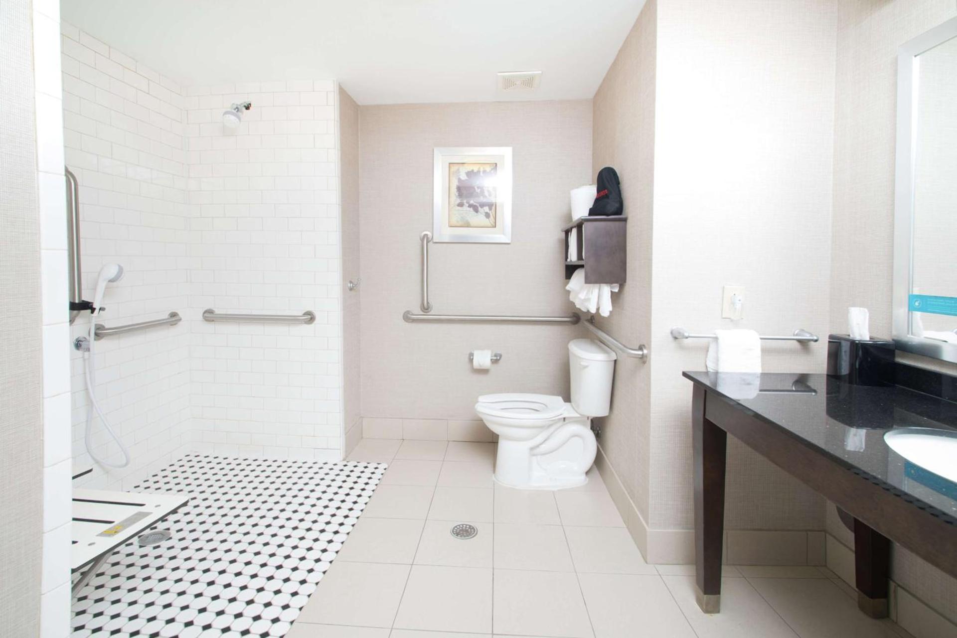 Hampton Inn Hernando, MS photo 57