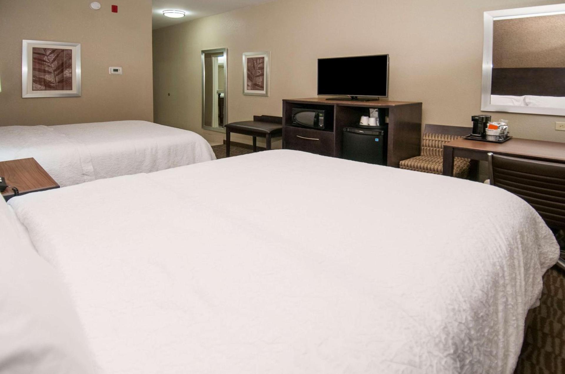 Hampton Inn Hernando, MS photo 68