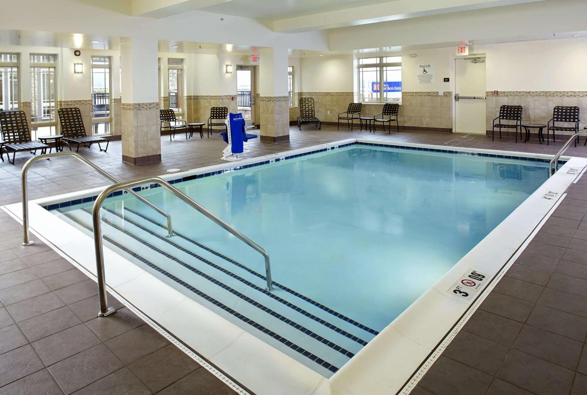 Hilton Garden Inn Roanoke photo 2