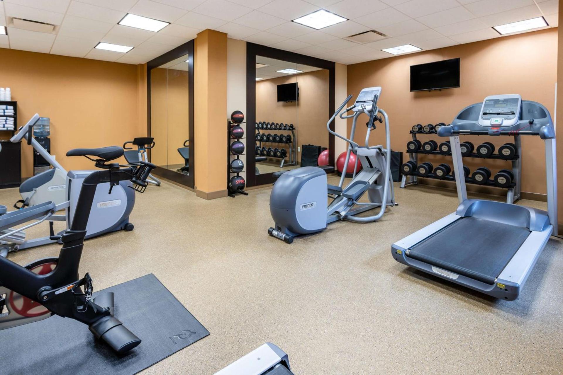Hilton Garden Inn Roanoke photo 10