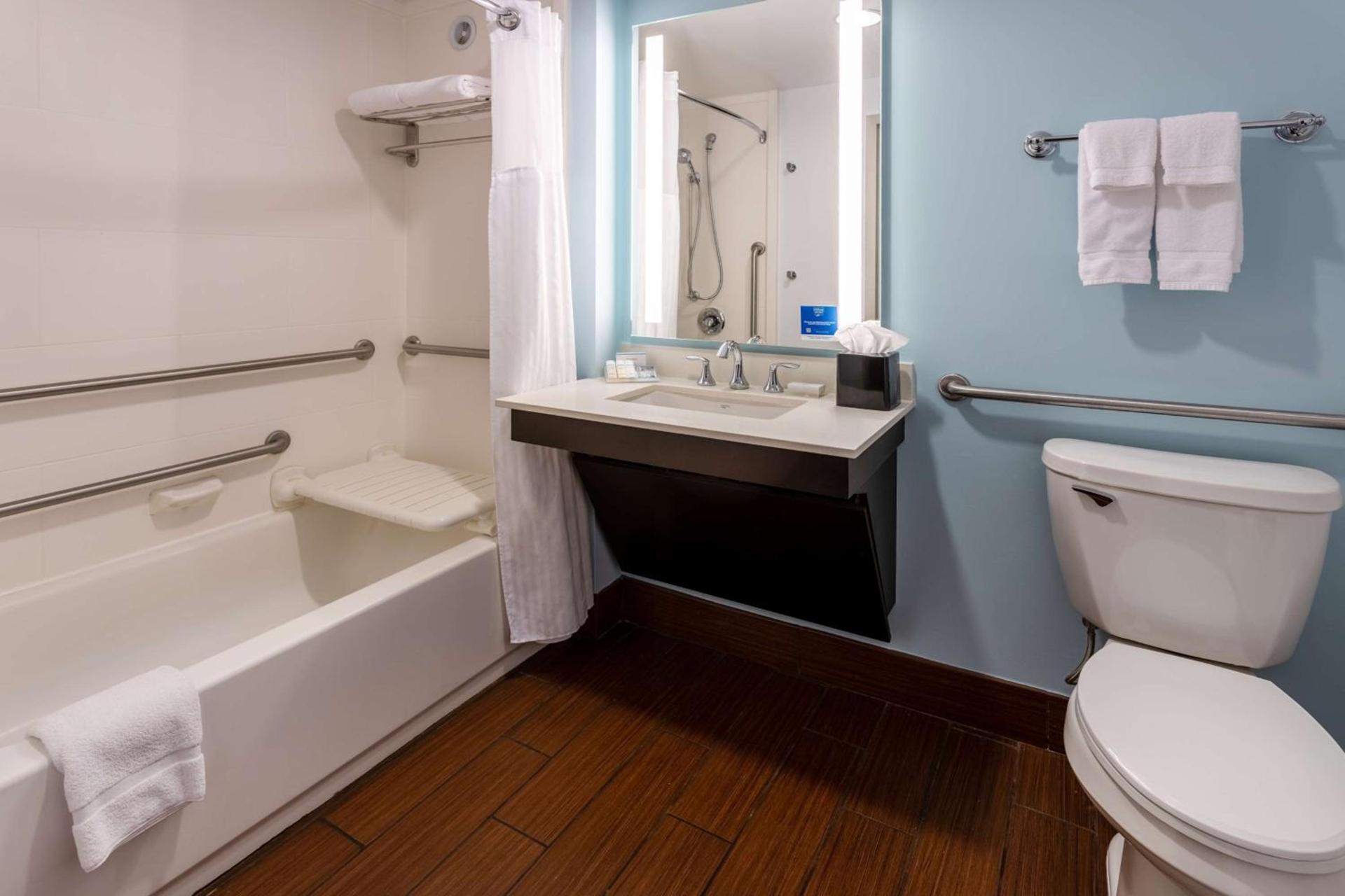 Hilton Garden Inn Roanoke photo 24