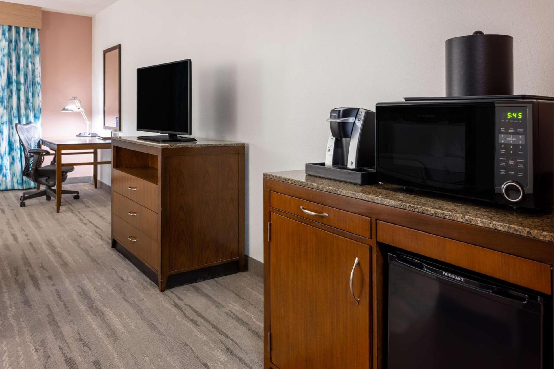 Hilton Garden Inn Roanoke photo 23