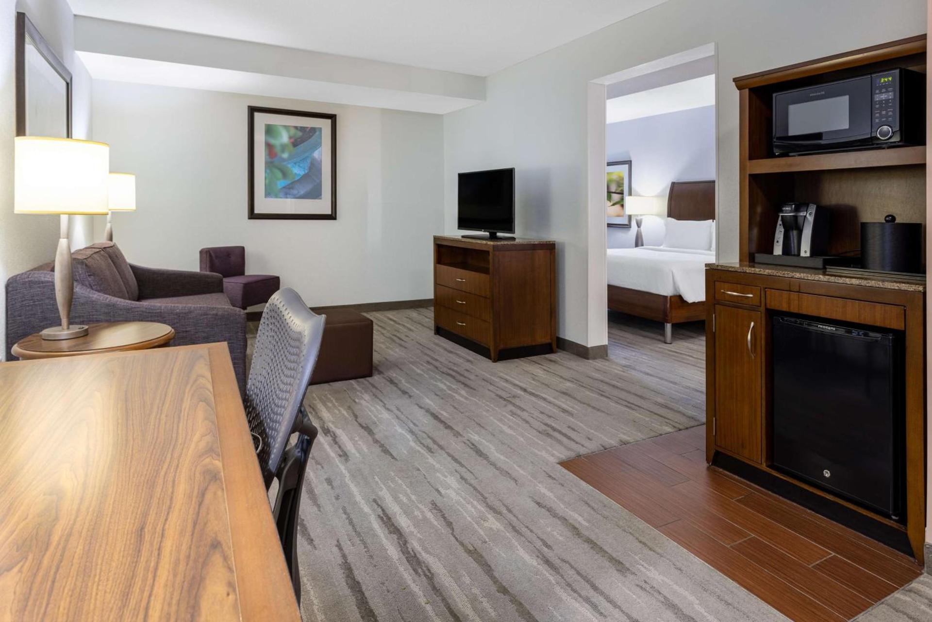 Hilton Garden Inn Roanoke photo 11