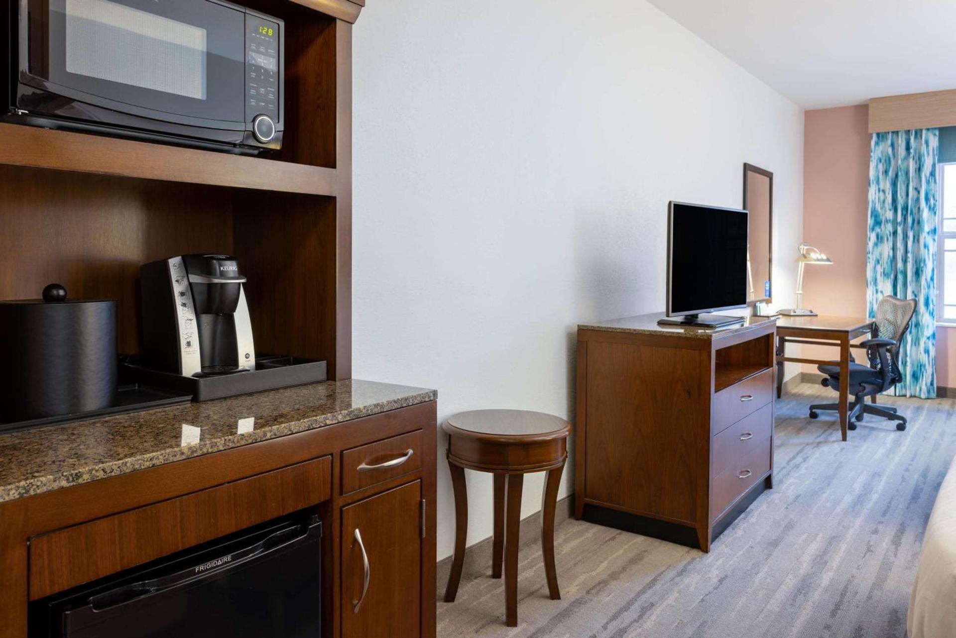 Hilton Garden Inn Roanoke photo 36