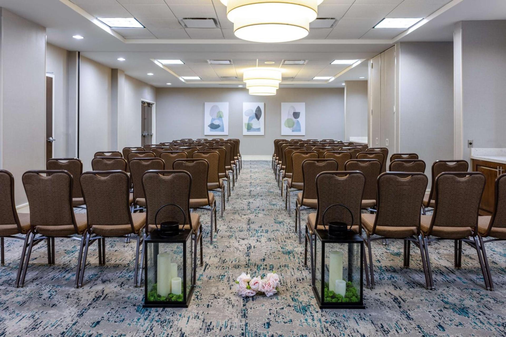 Hilton Garden Inn Roanoke photo 47