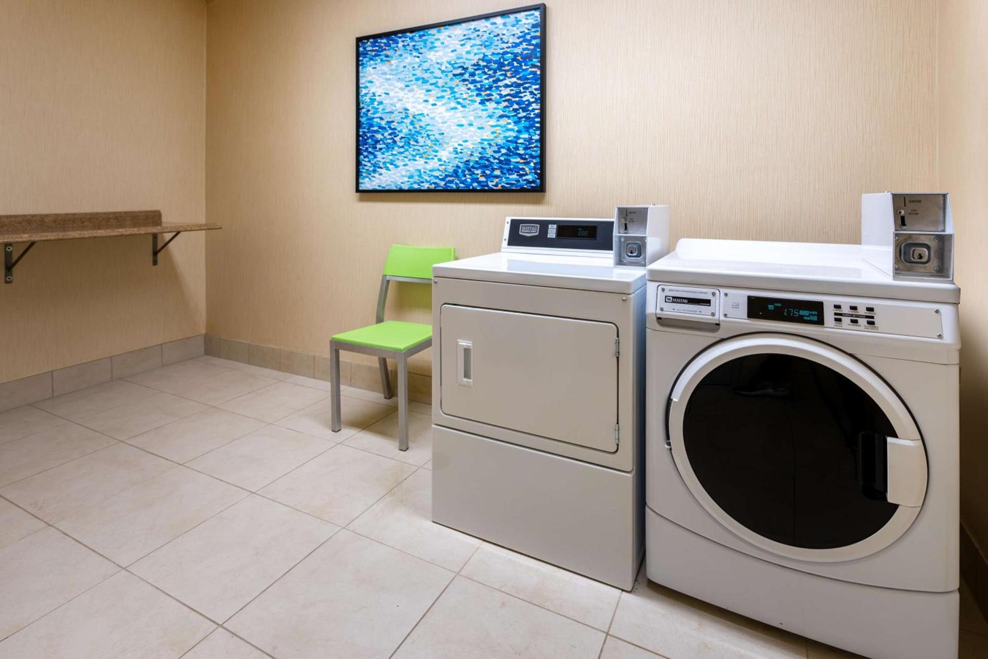 Hilton Garden Inn Roanoke photo 19