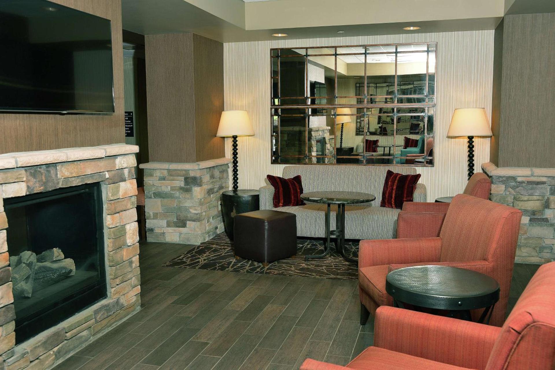 Hampton Inn Springfield-Southeast, MO photo 3