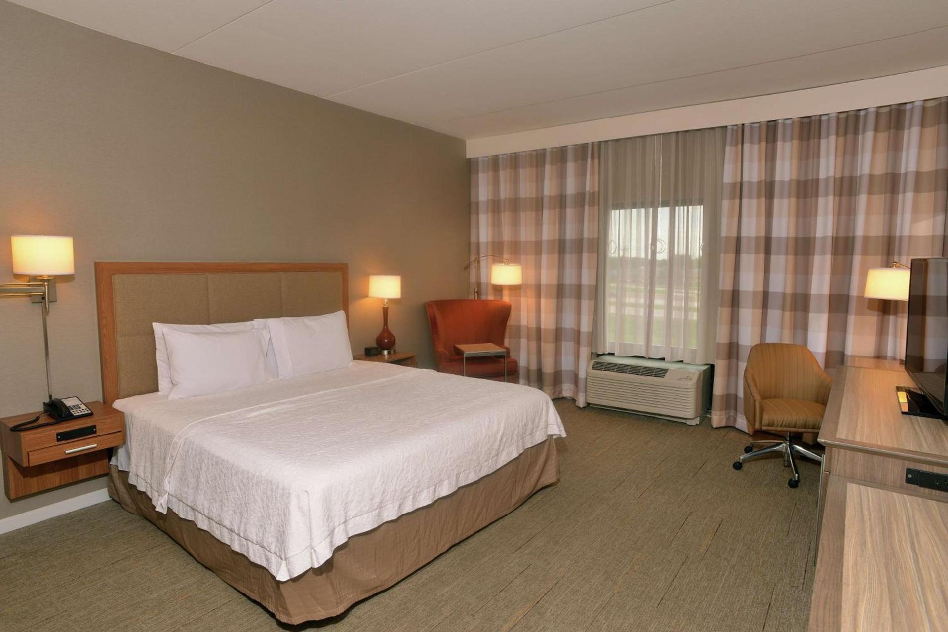Hampton Inn Springfield-Southeast, MO photo 16