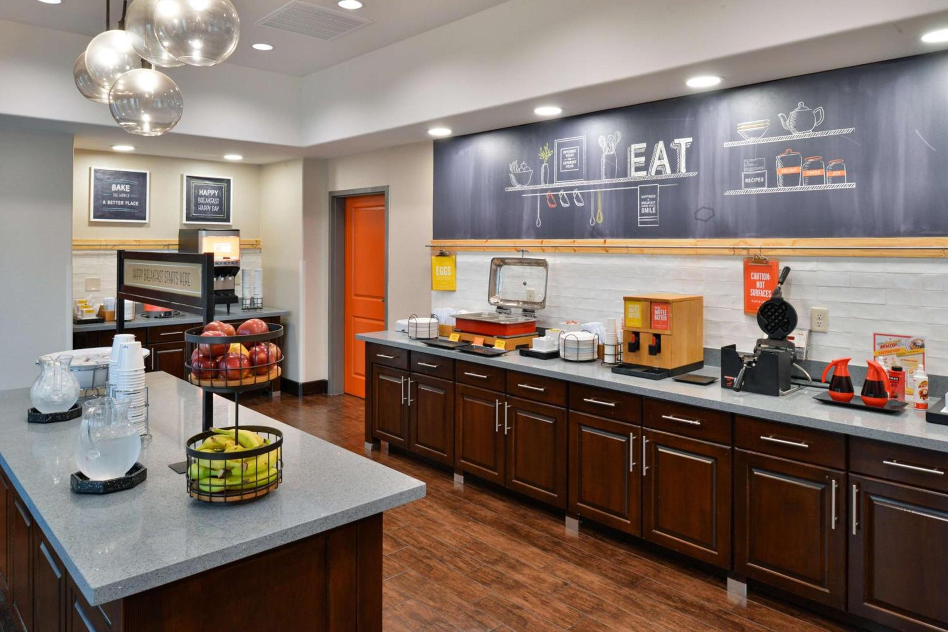 Hampton Inn and Suites Hutto photo 11