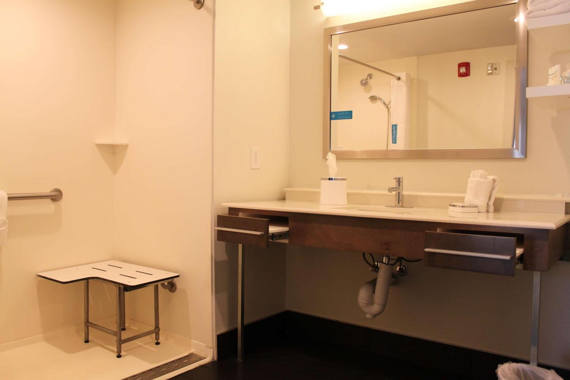 Hampton Inn Bainbridge, GA photo 14