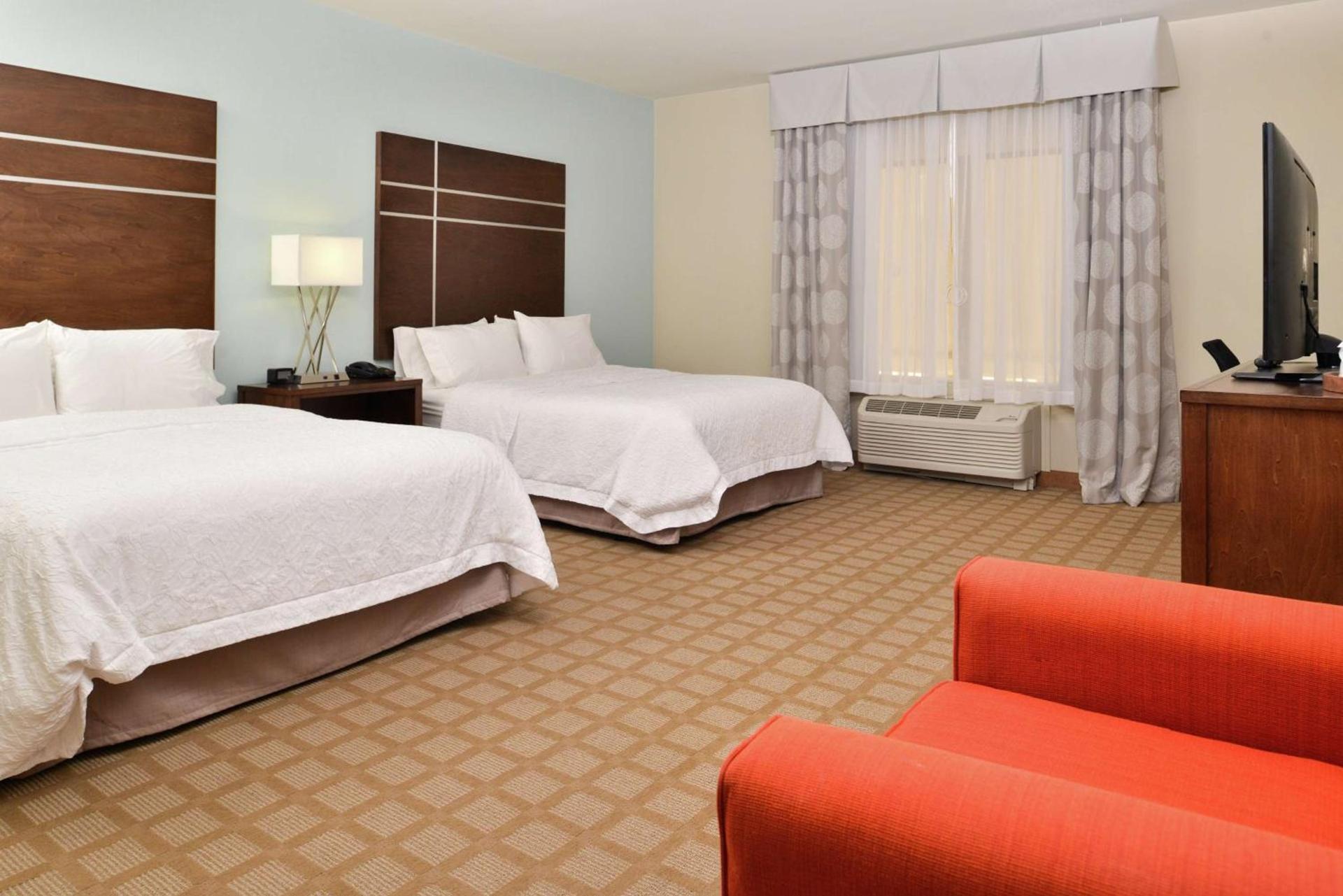 Hampton Inn and Suites Hutto photo 26