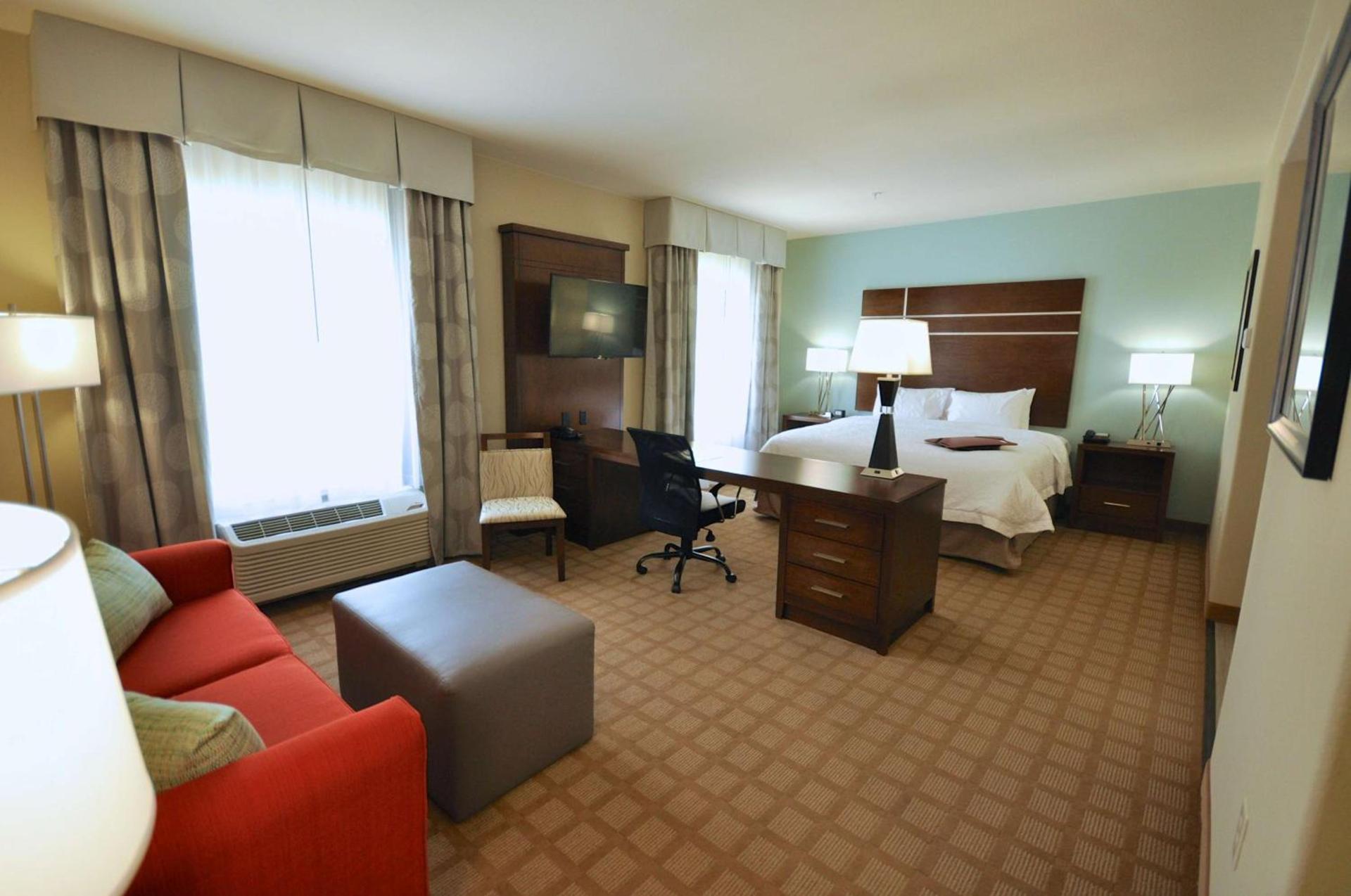 Hampton Inn and Suites Hutto photo 34