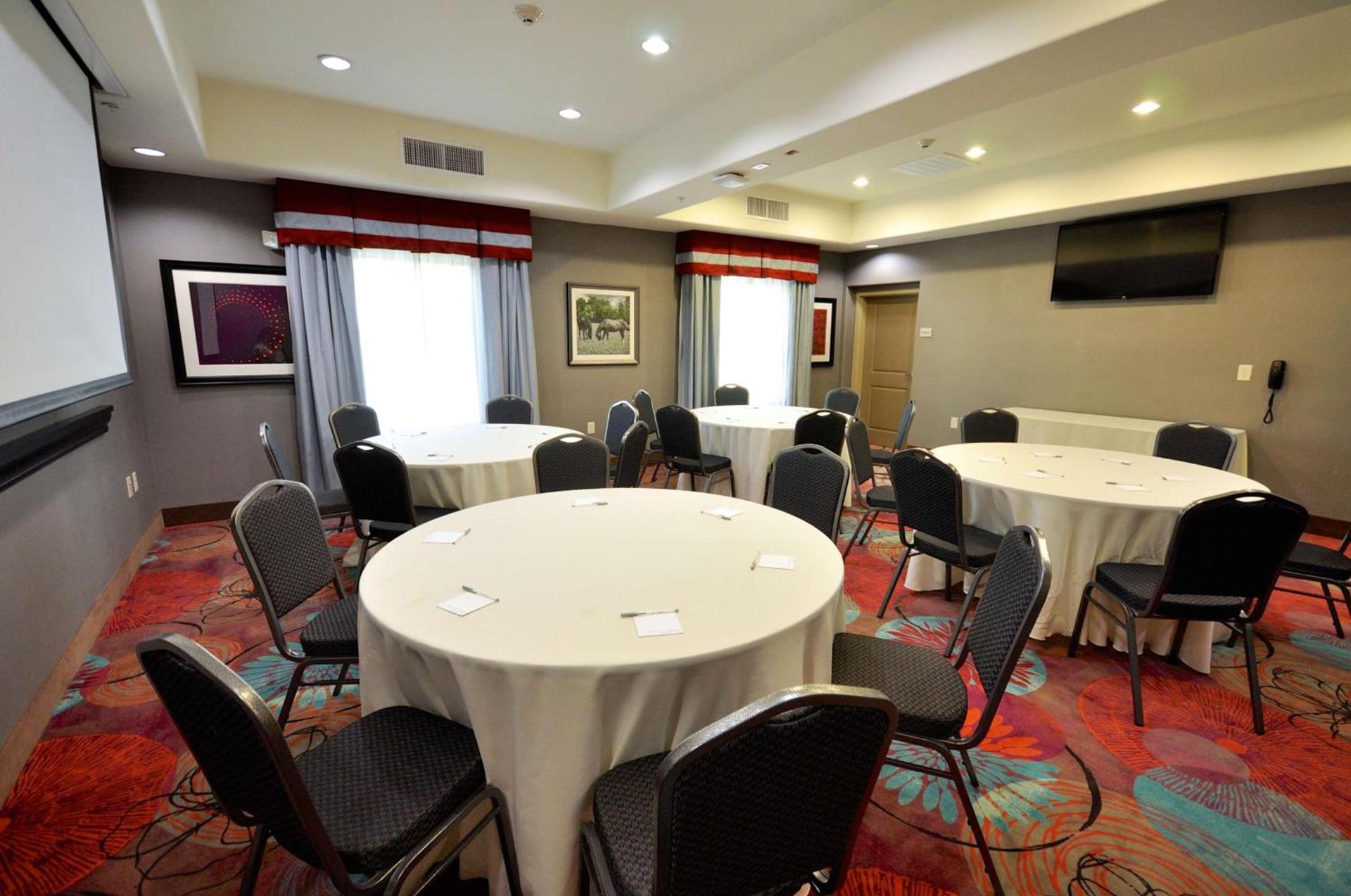 Hampton Inn and Suites Hutto photo 45