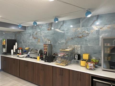 Days Inn by Wyndham Farmville photo 27