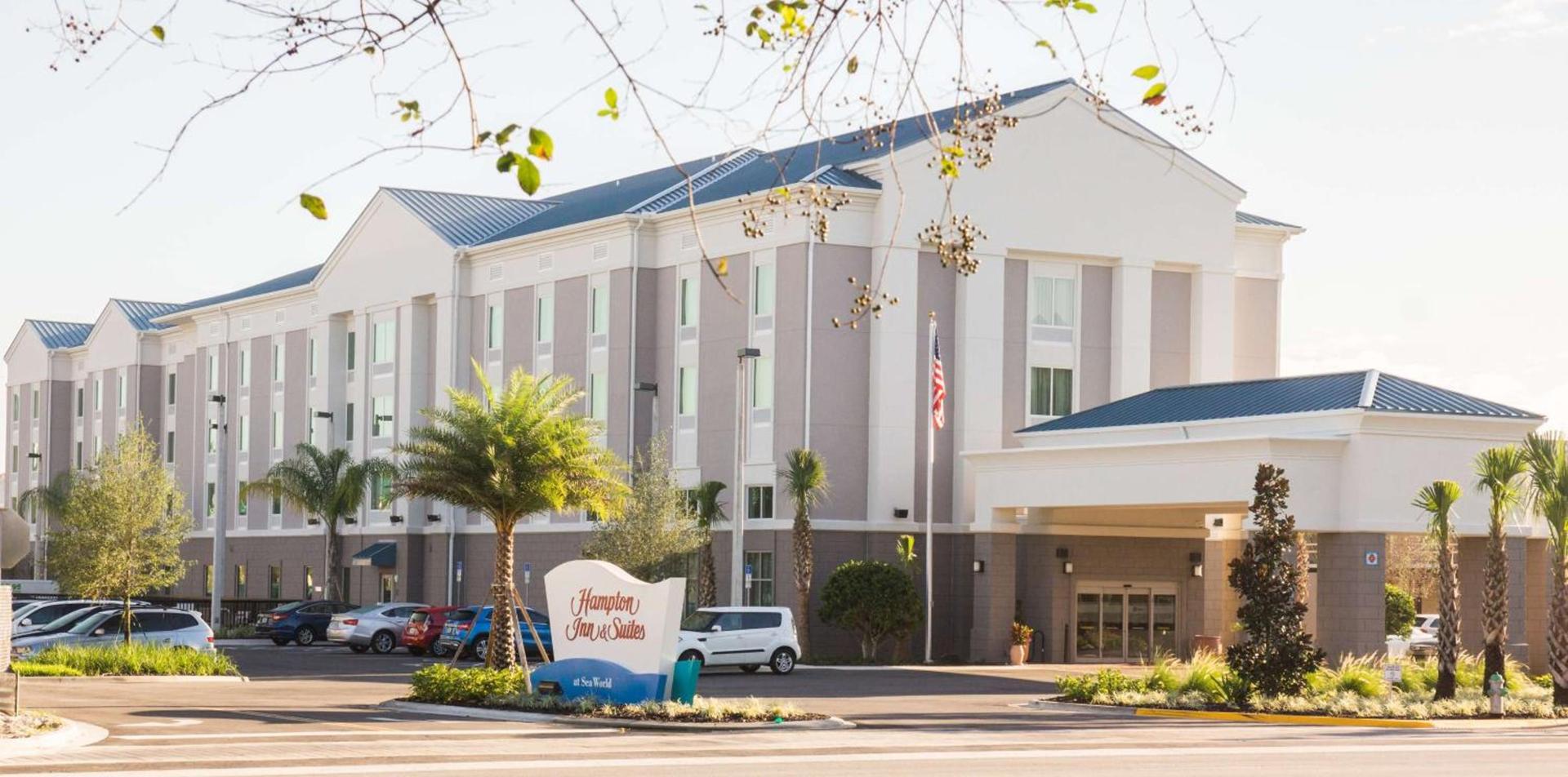 Hampton Inn & Suites Orlando near SeaWorld photo 11