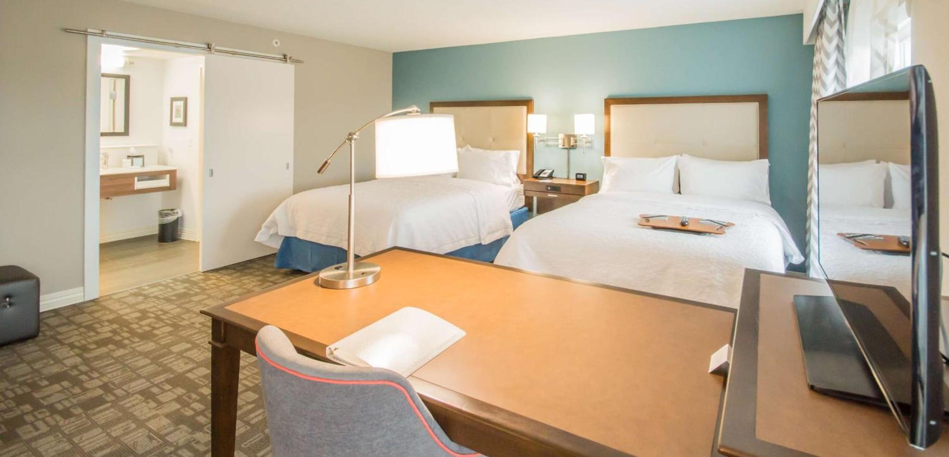 Hampton Inn & Suites Orlando near SeaWorld photo 6