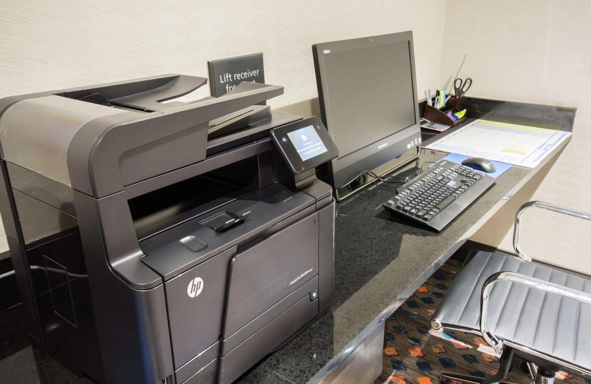 Hampton Inn & Suites Orlando near SeaWorld photo 7