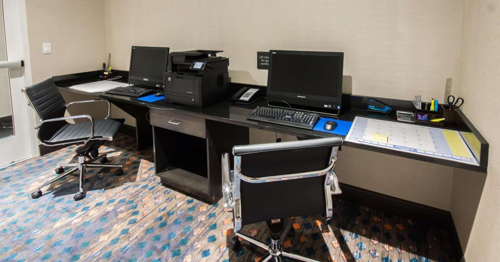 Hampton Inn & Suites Orlando near SeaWorld photo 41