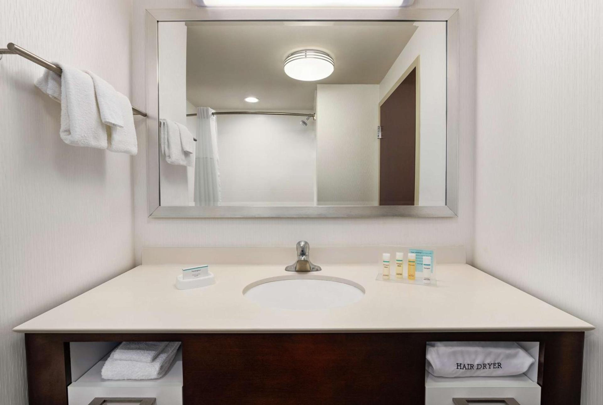 Hampton Inn & Suites Mount Joy/Lancaster West, Pa photo 23