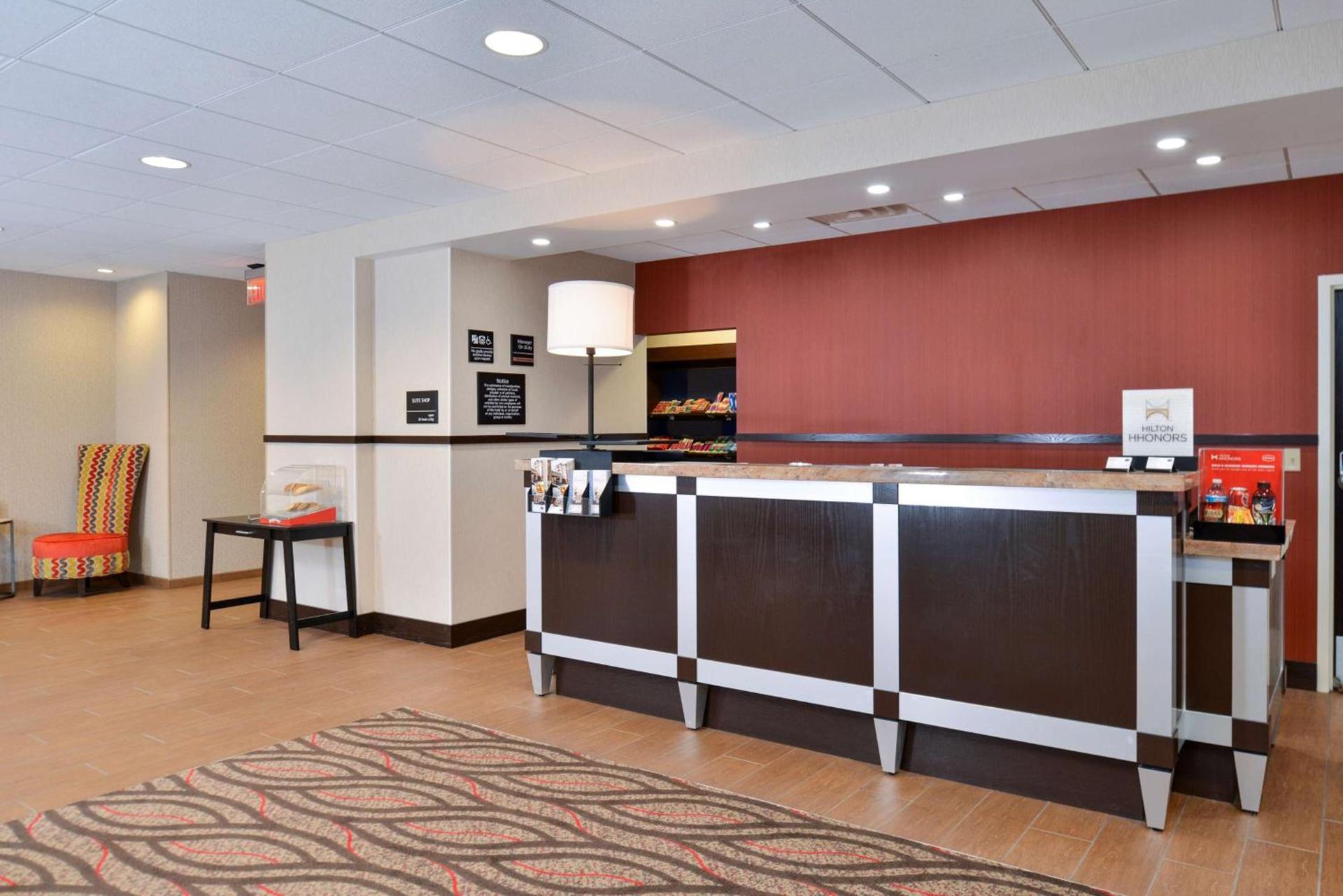 Hampton Inn & Suites California University-Pittsburgh photo 3
