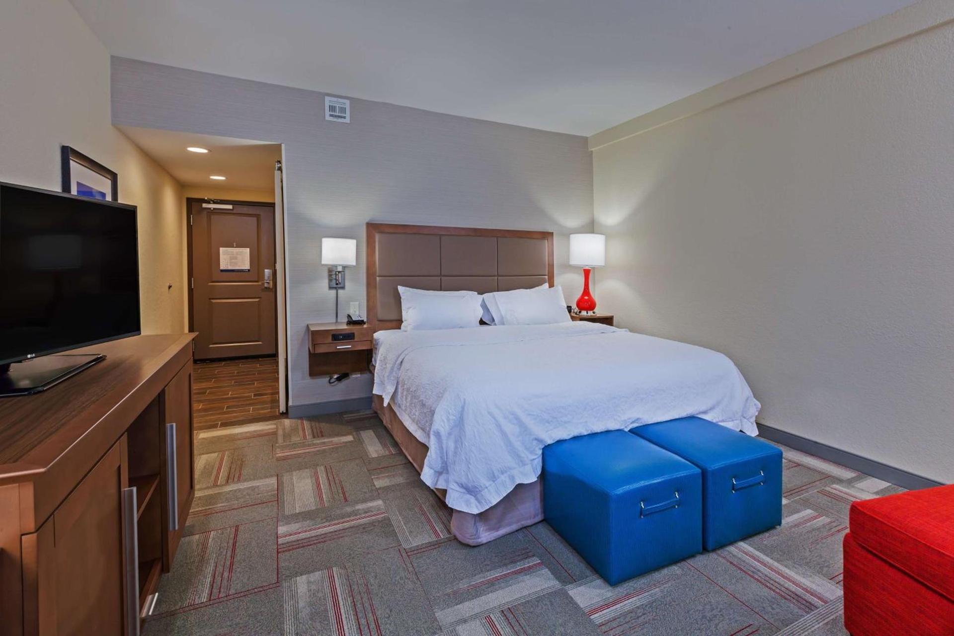 Hampton Inn & Suites Claremore photo 36