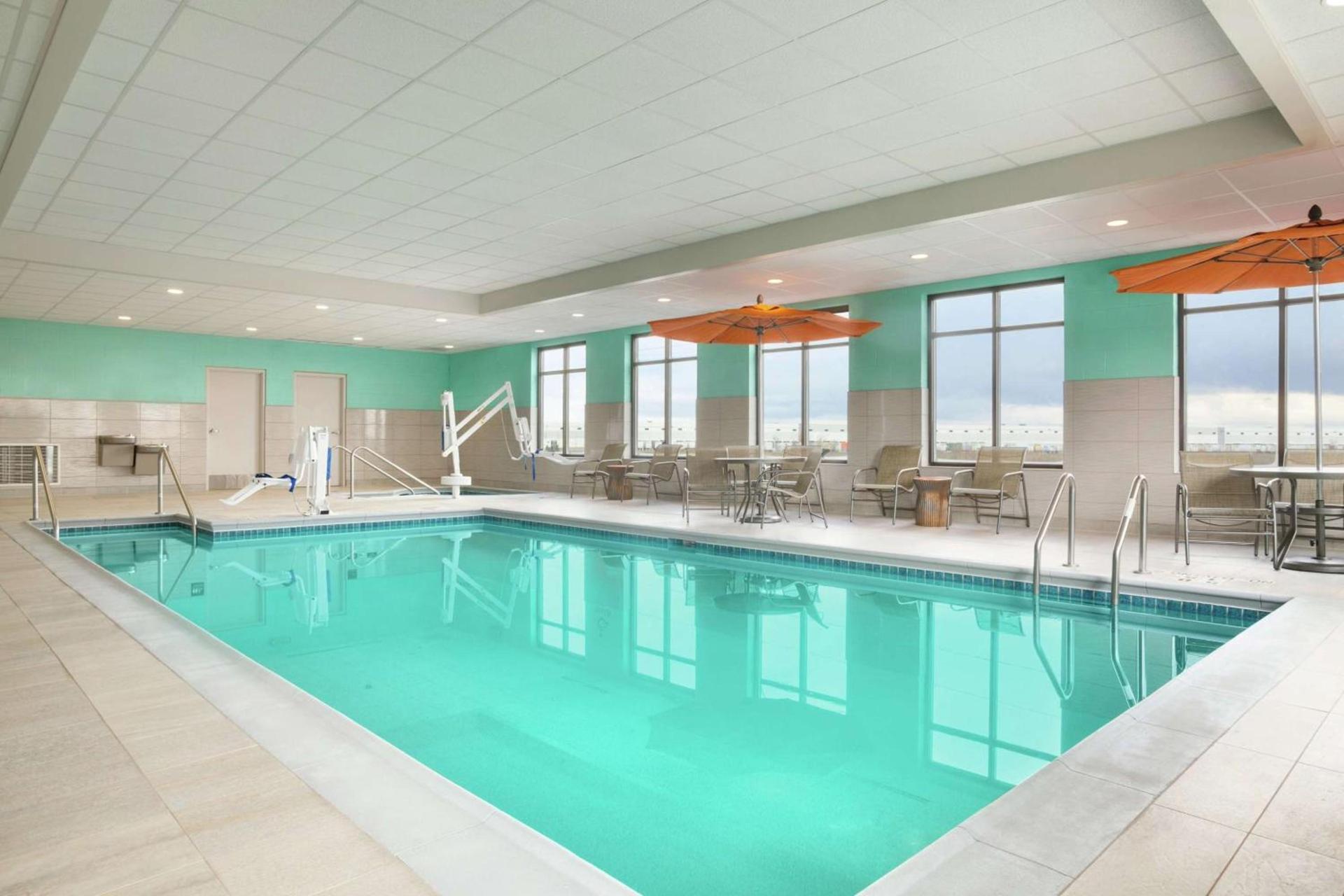 Hampton Inn & Suites Minooka photo 5