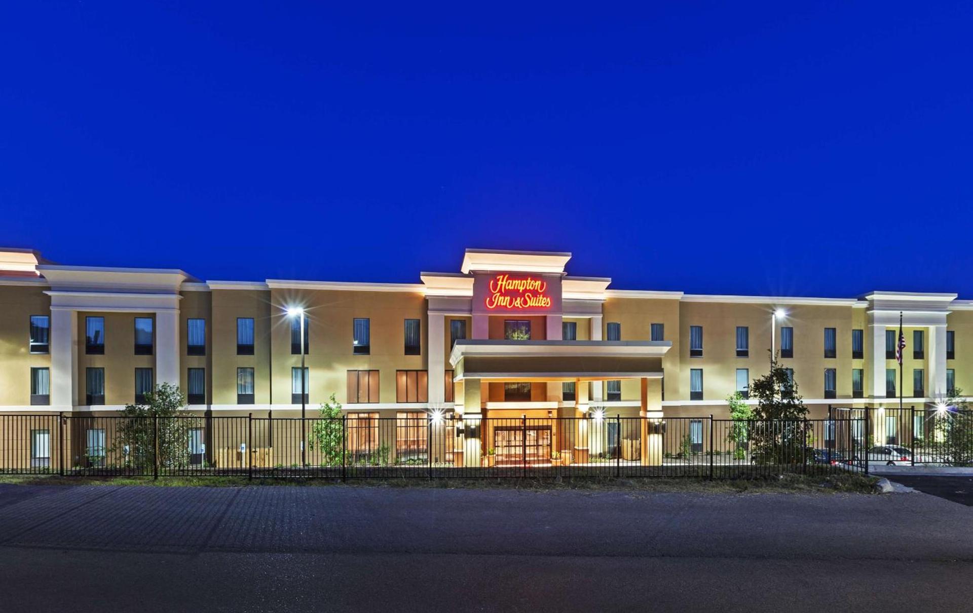 Hampton Inn and Suites Georgetown/Austin North, TX photo 2