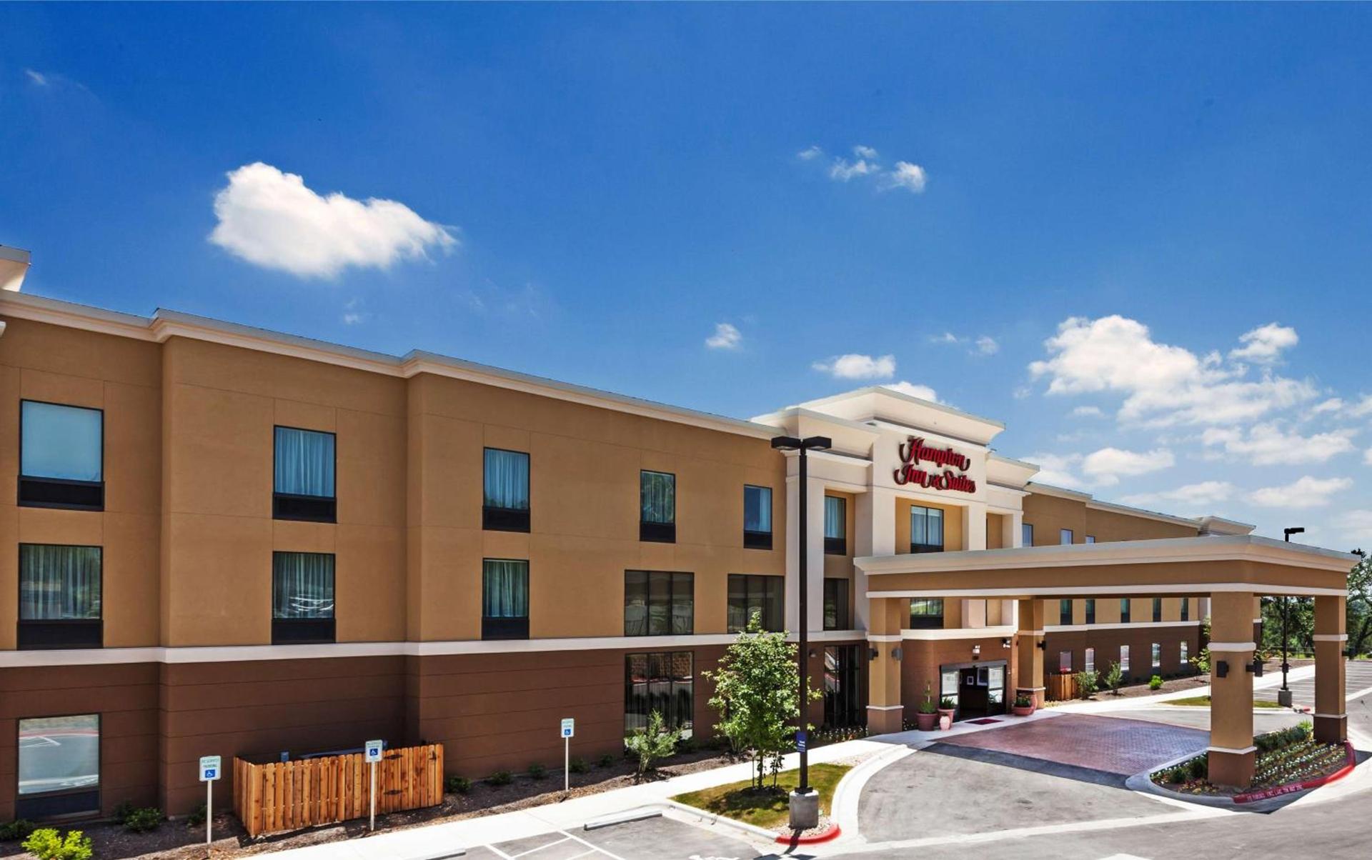 Hampton Inn and Suites Georgetown/Austin North, TX photo 3