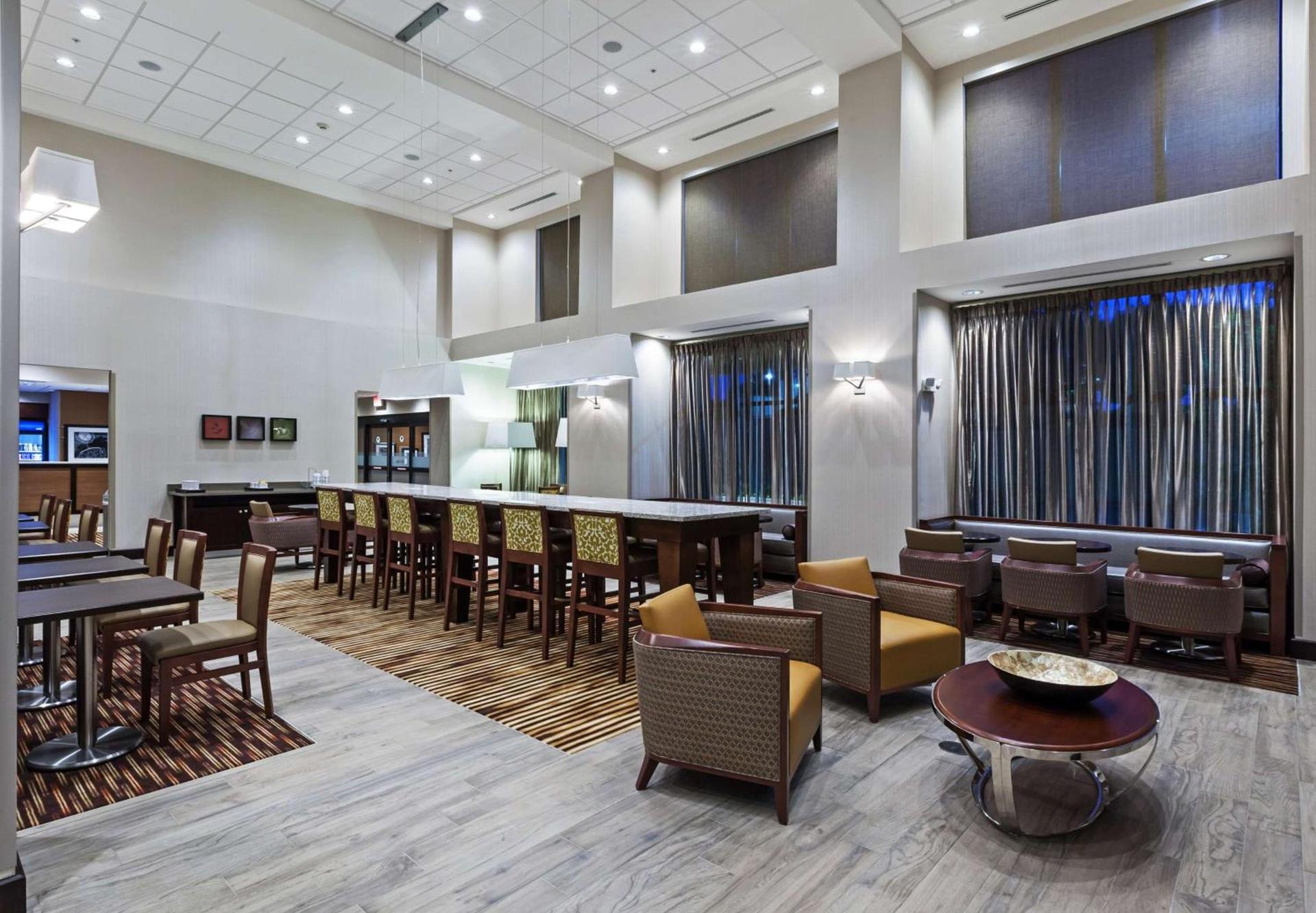 Hampton Inn and Suites Georgetown/Austin North, TX photo 10