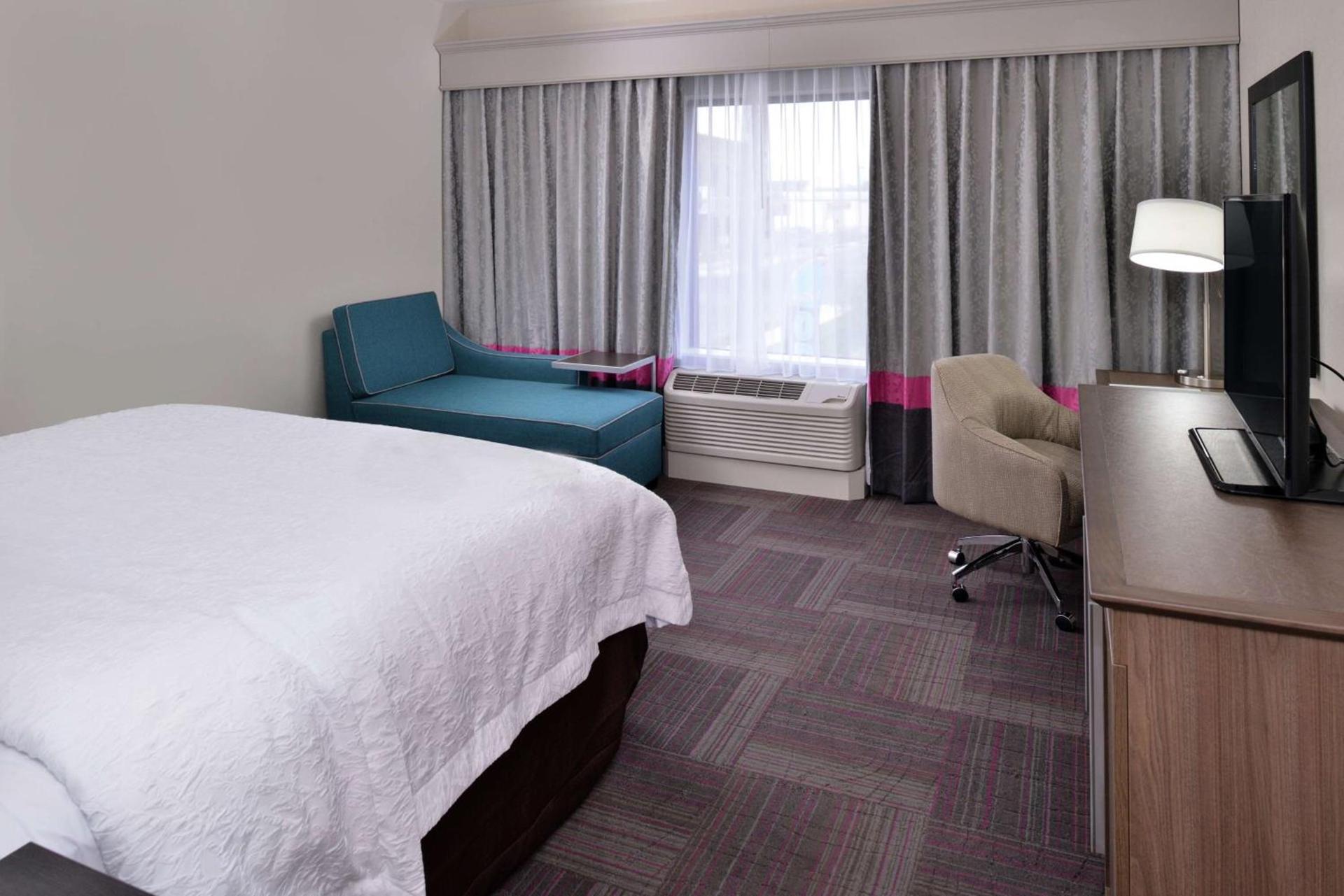 Hampton Inn Leavenworth photo 17