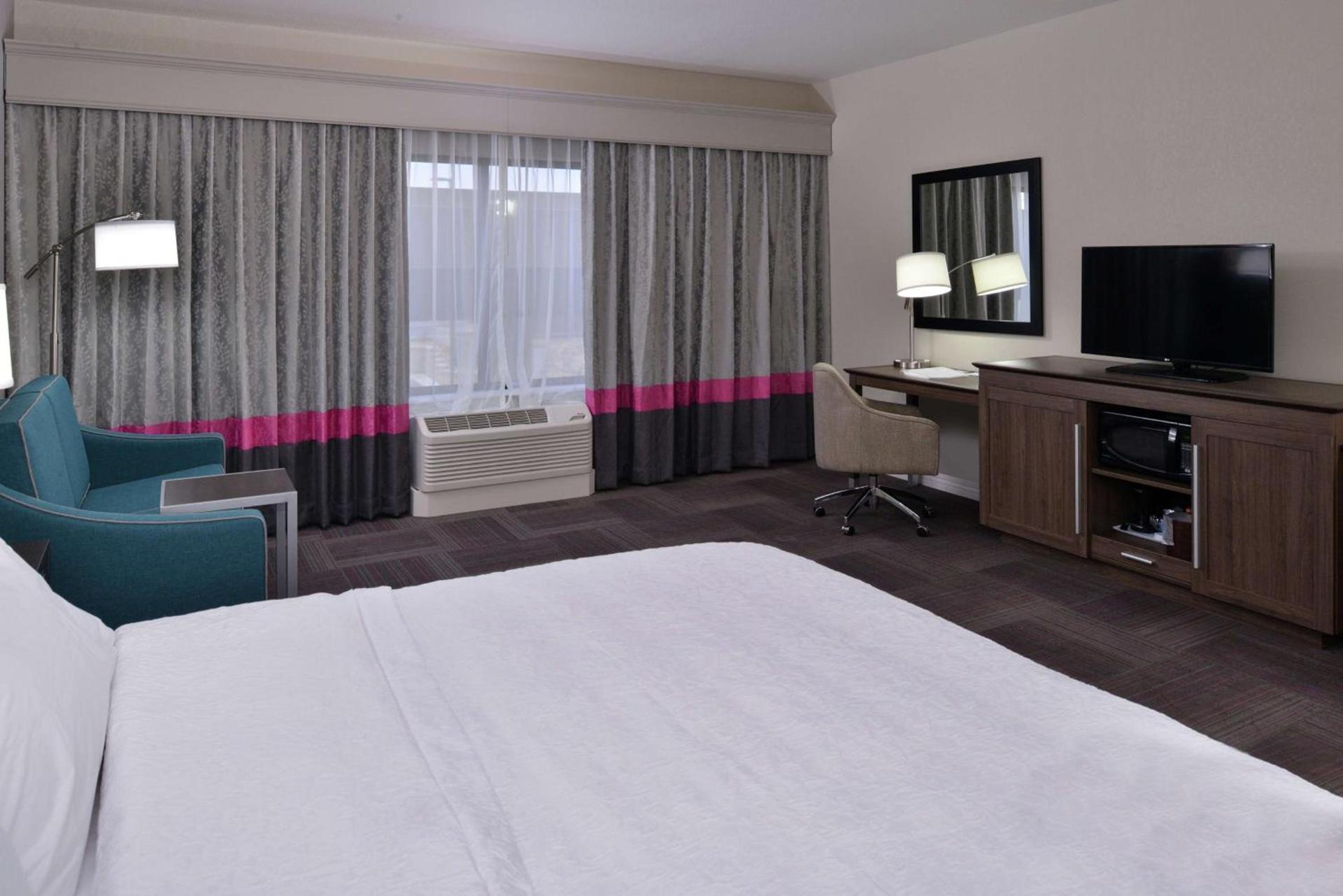Hampton Inn Leavenworth photo 21