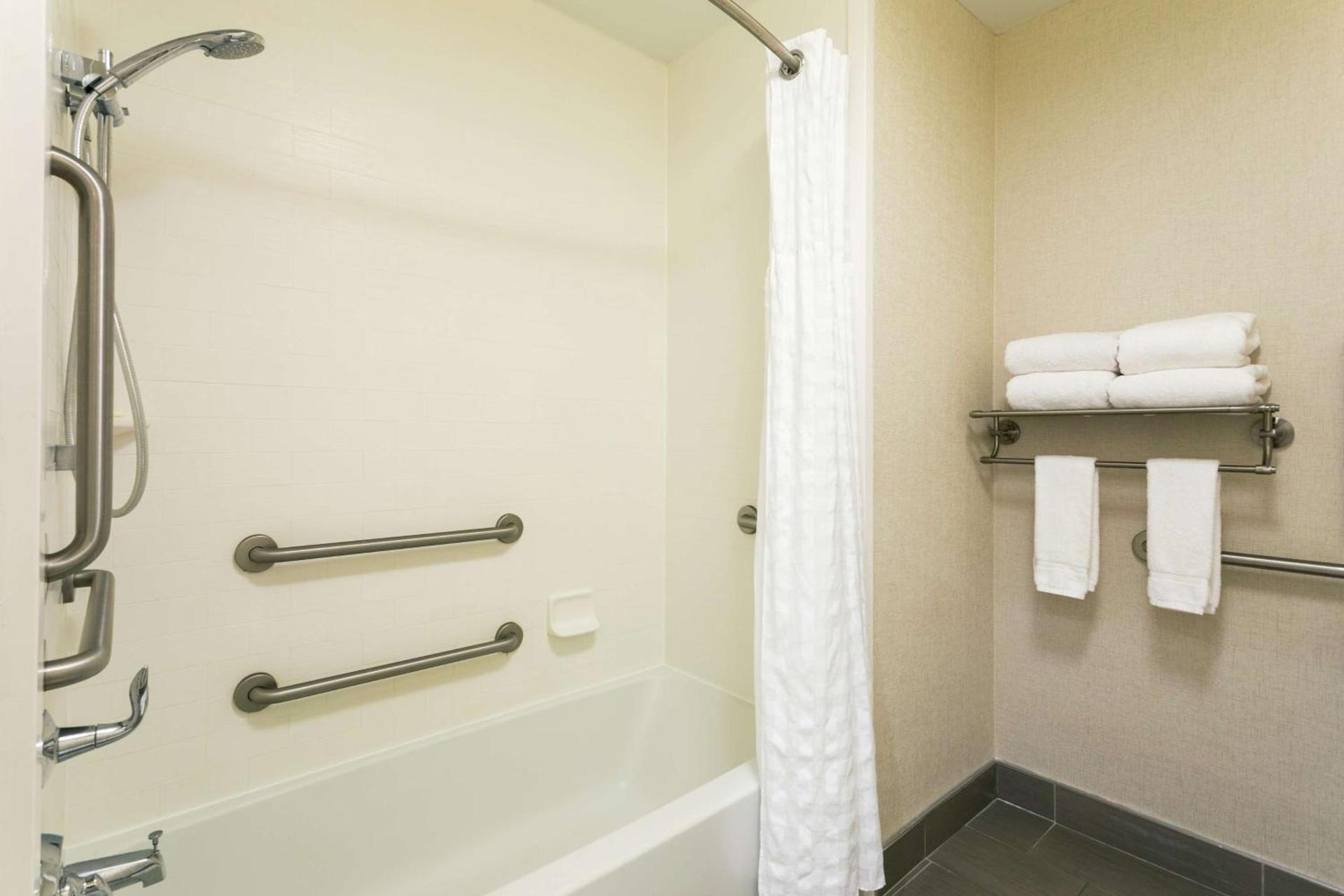 Homewood Suites by Hilton Richmond-Downtown photo 20