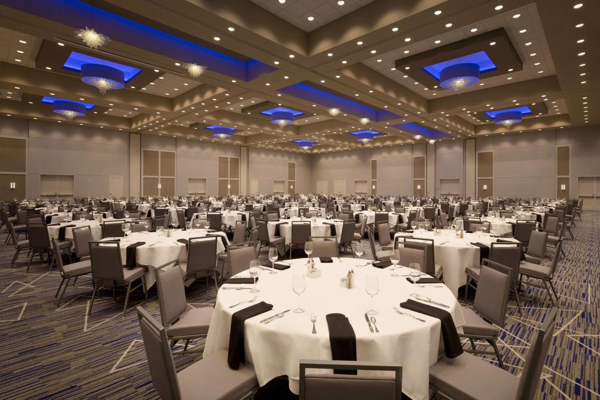Embassy Suites by Hilton Kansas City Olathe photo 26