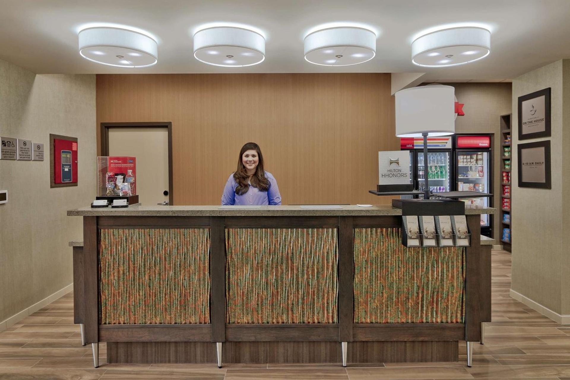 Hampton Inn & Suites Artesia photo 10