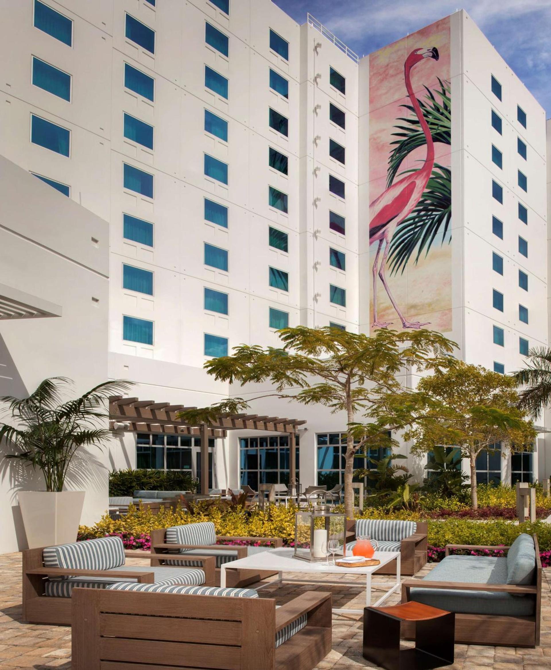 Homewood Suites by Hilton Miami Dolphin Mall photo 2