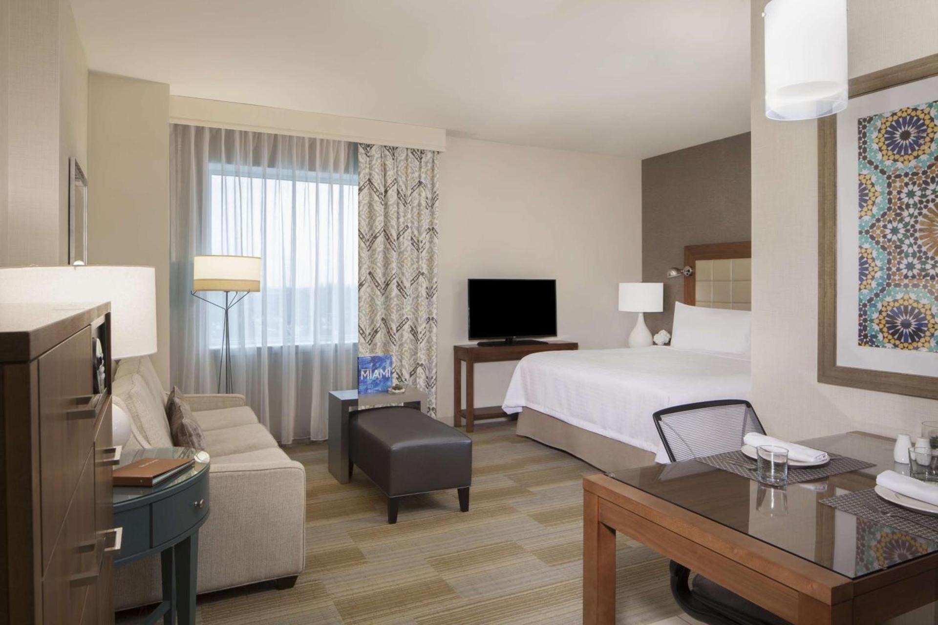 Homewood Suites by Hilton Miami Dolphin Mall photo 20