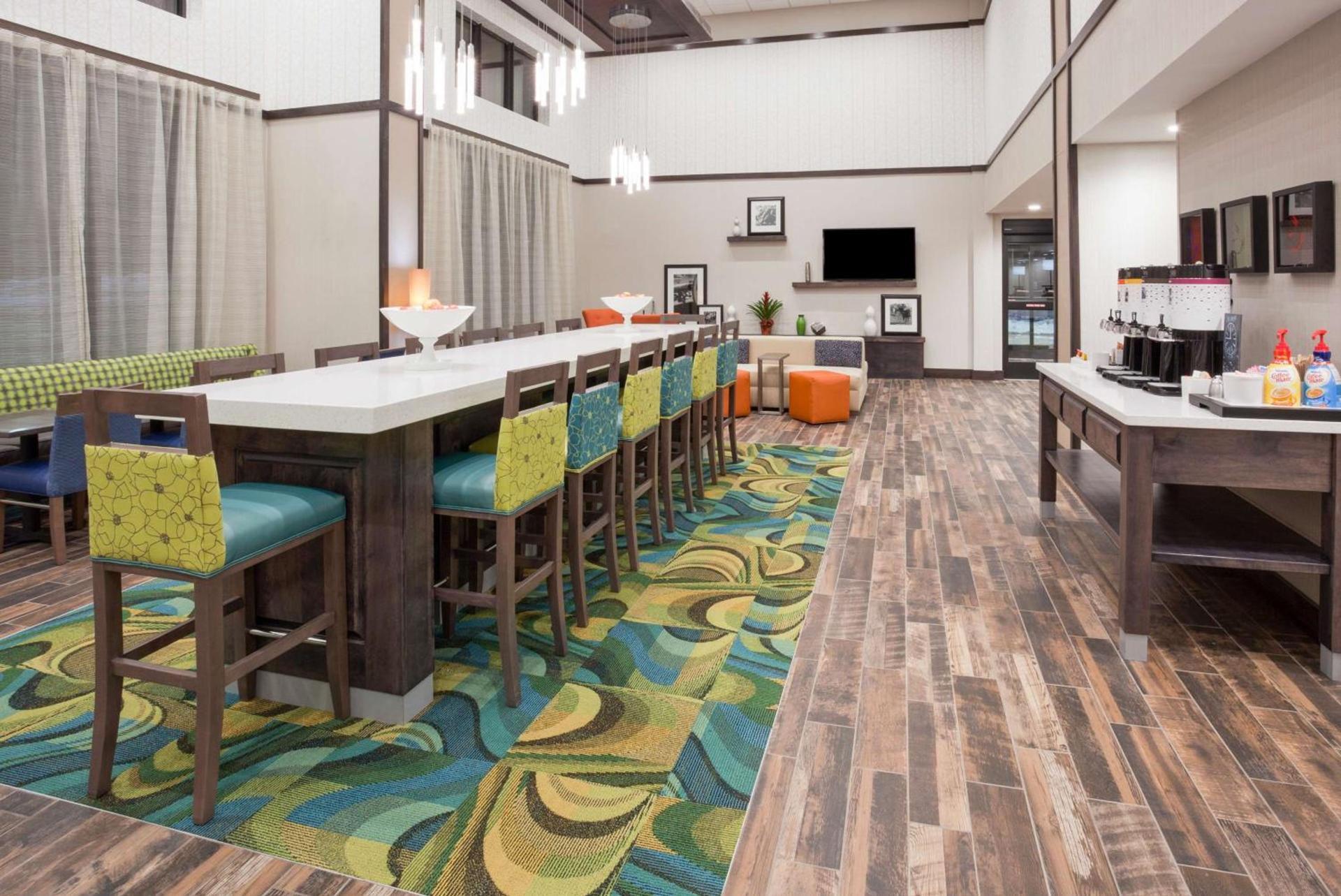 Hampton Inn & Suites Sioux City South, IA photo 4