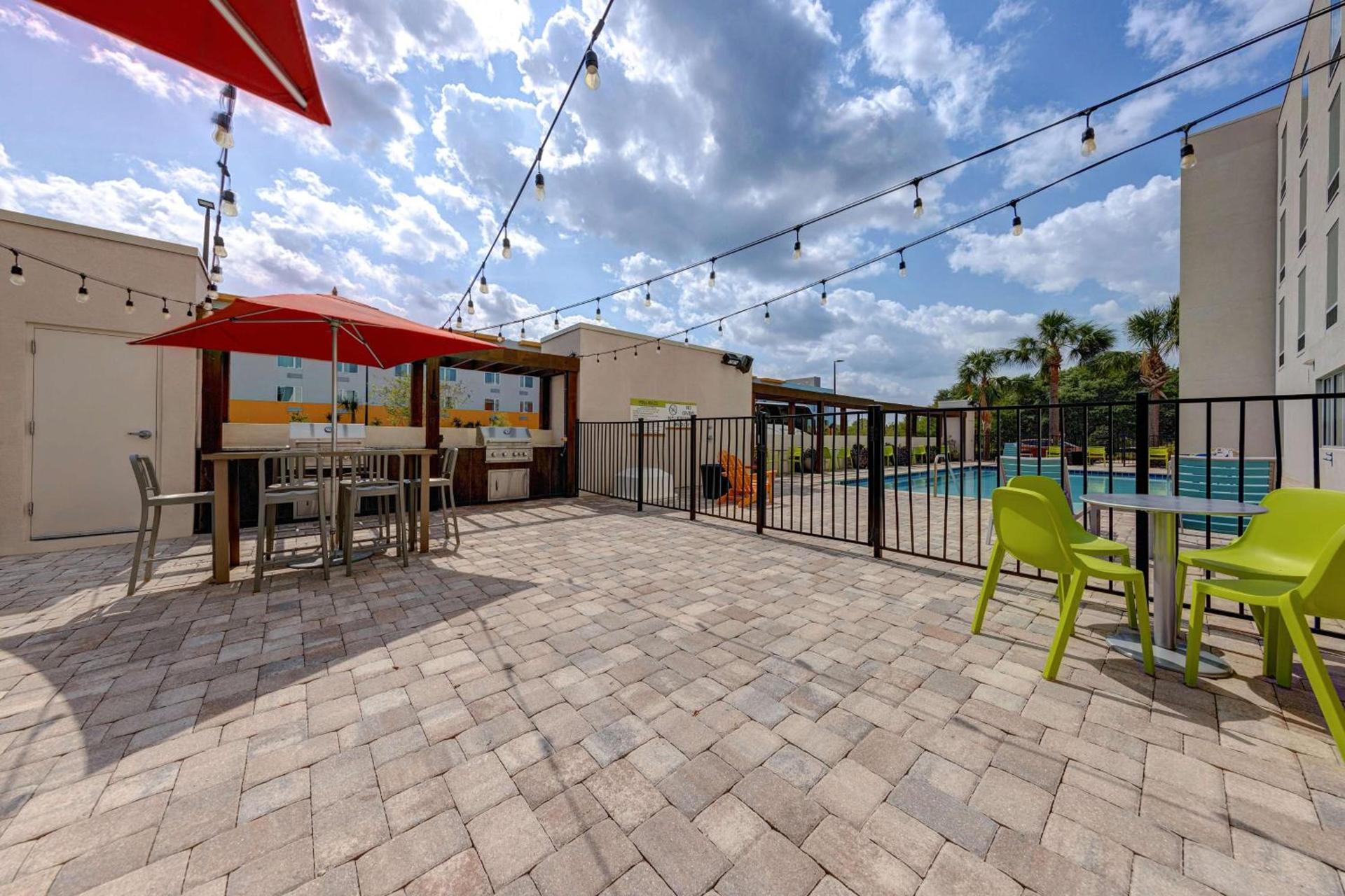Home2 Suites by Hilton Orlando International Drive South - Free Shuttle to Theme Parks photo 6