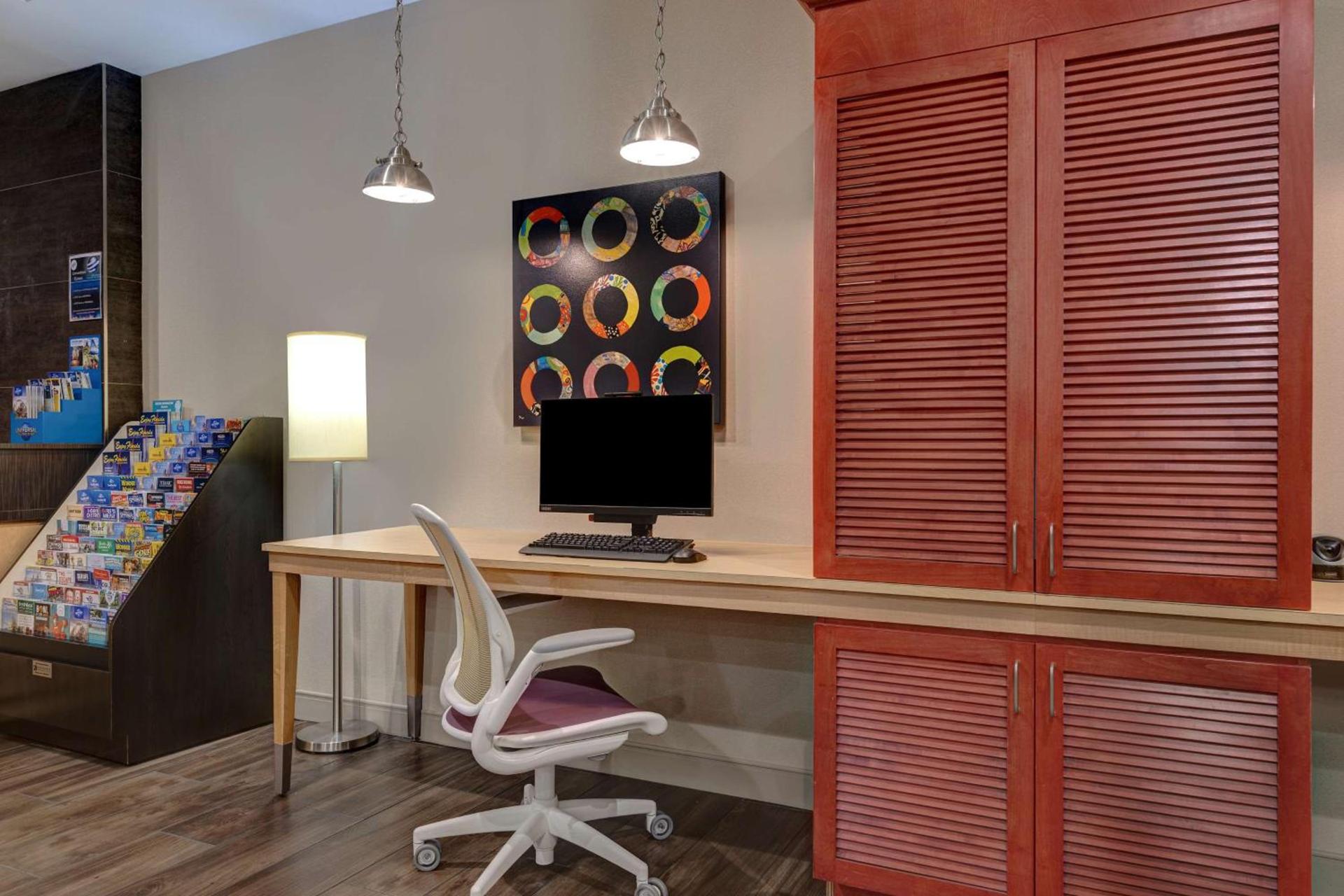Home2 Suites by Hilton Orlando International Drive South - Free Shuttle to Theme Parks photo 11